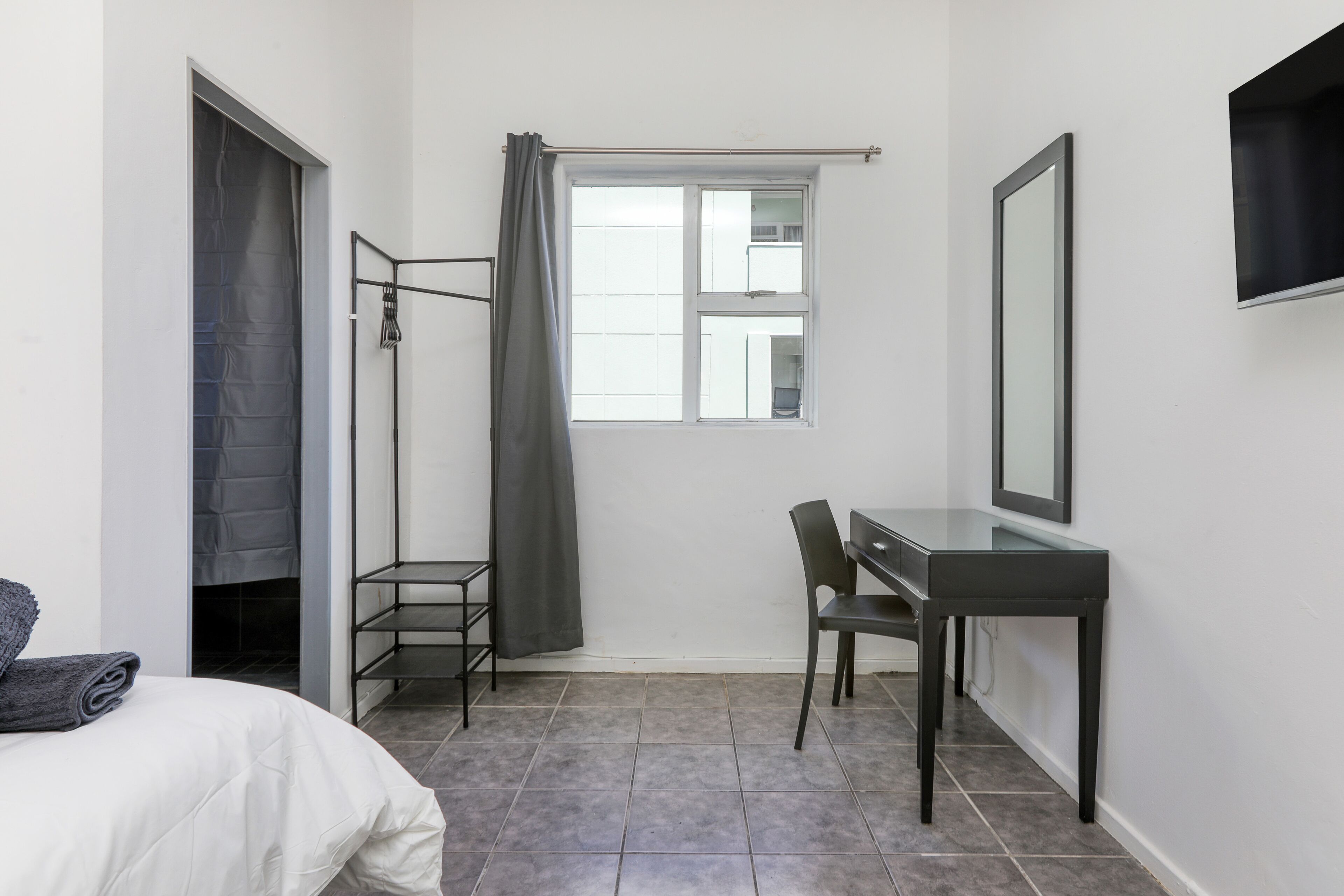 Inn & Out Express Sea Point