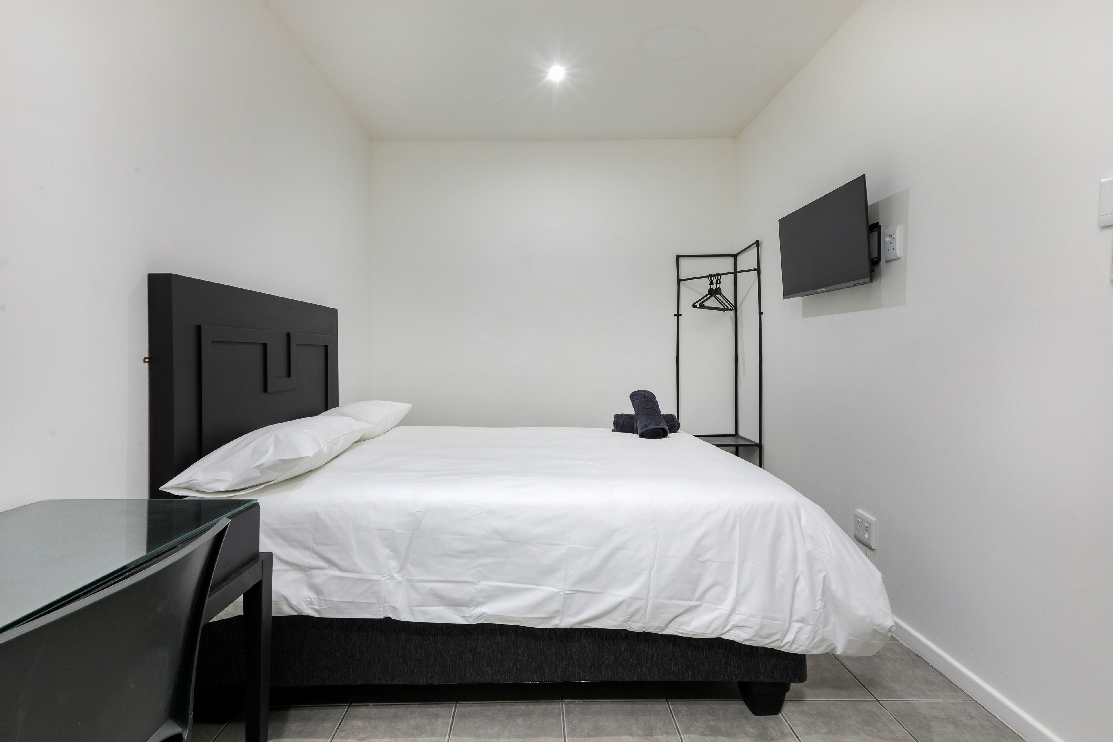 Inn & Out Express Sea Point