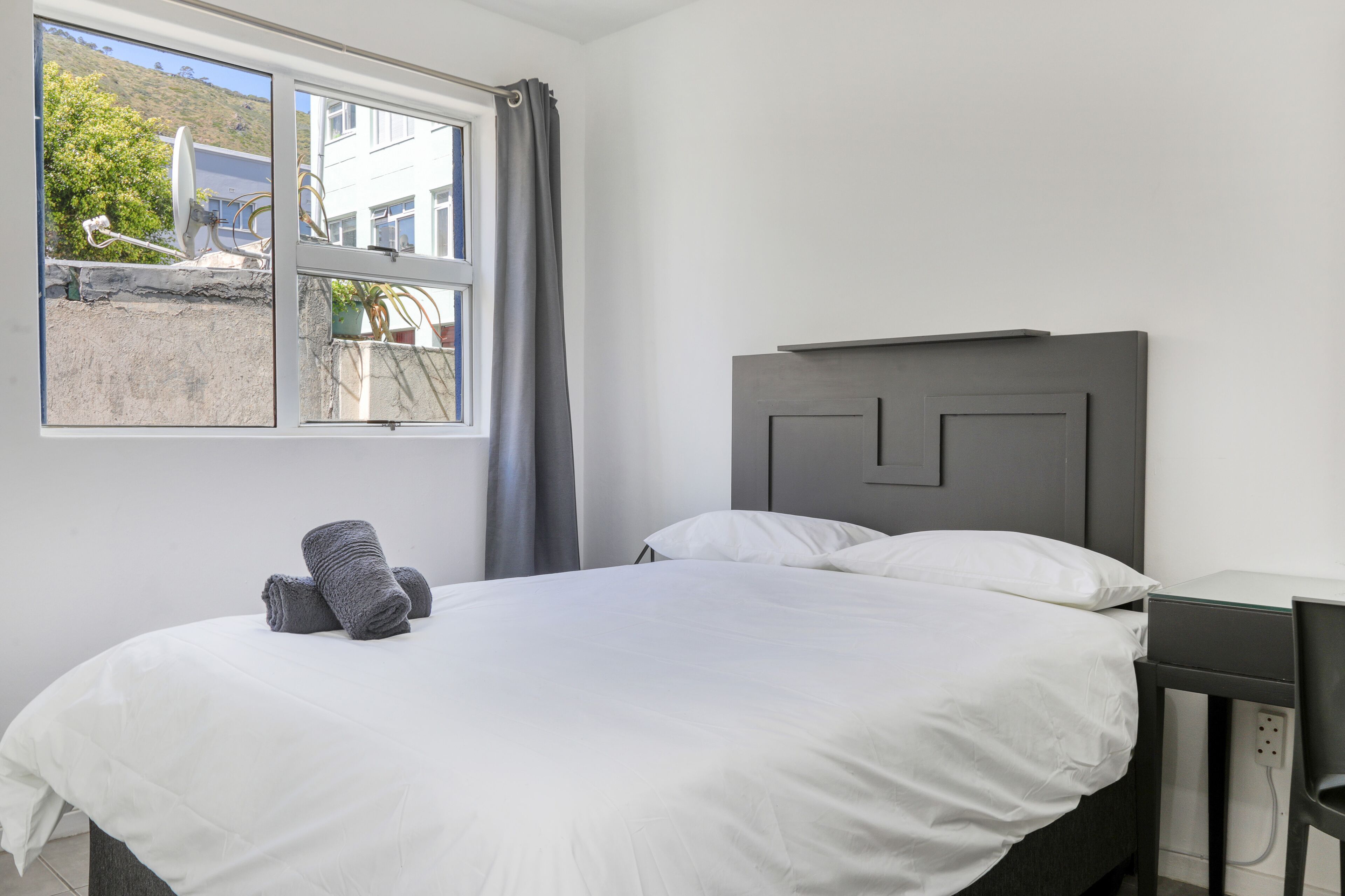 Inn & Out Express Sea Point