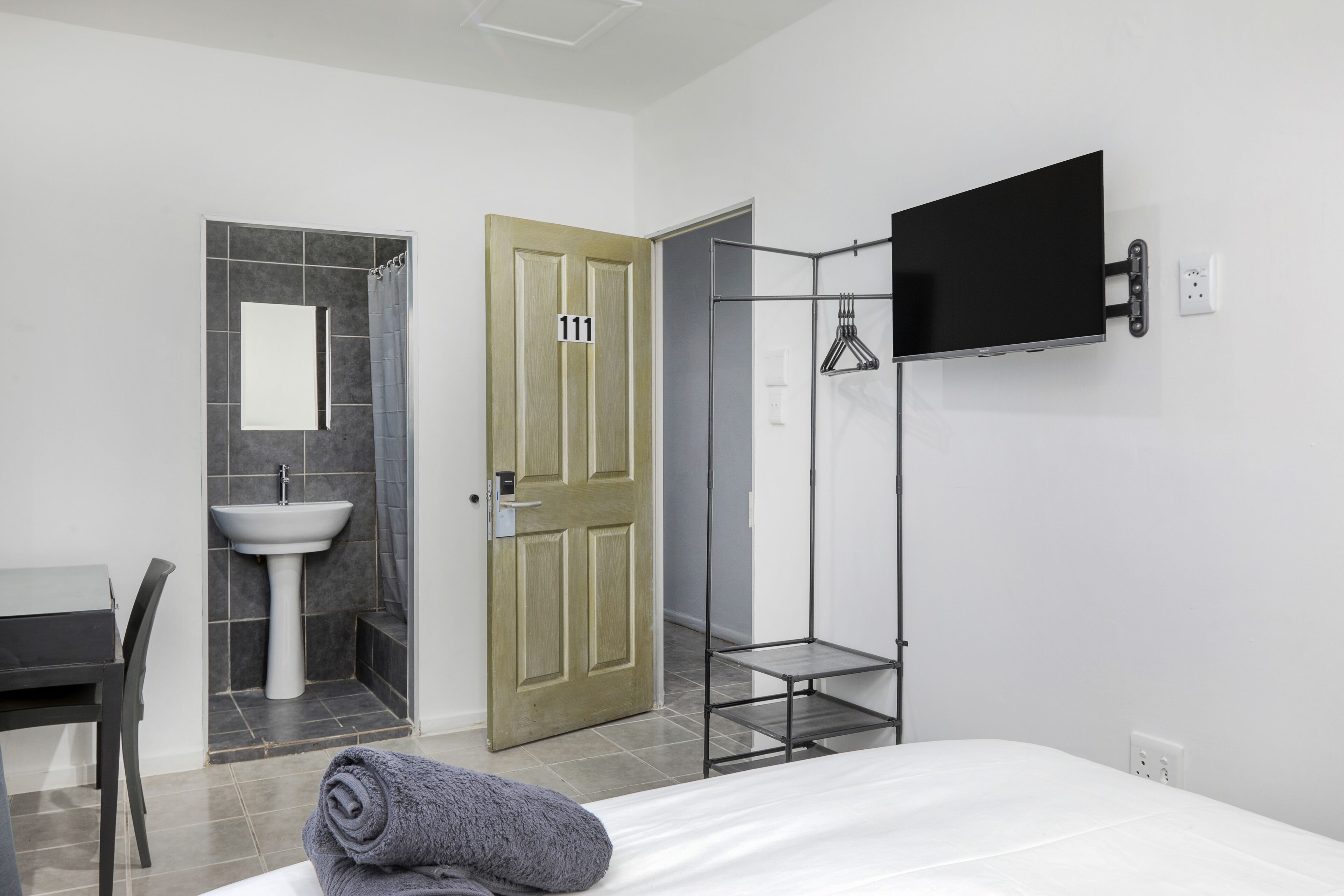 Inn & Out Express Sea Point