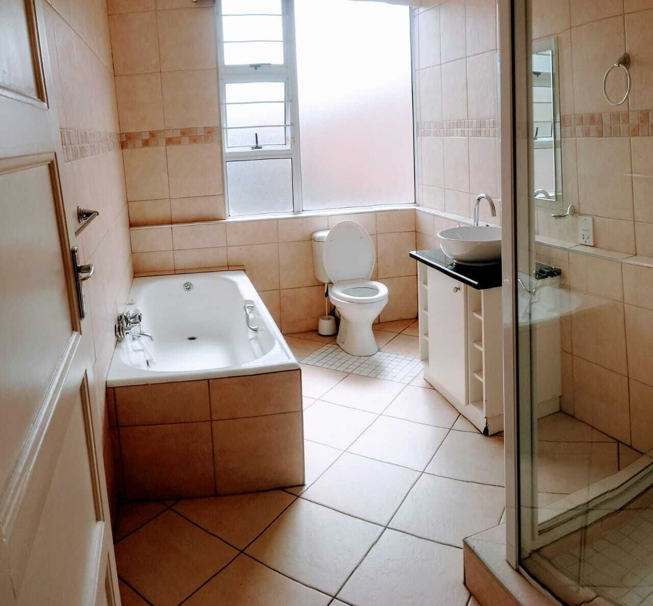 Lacasa Bellville Guest House