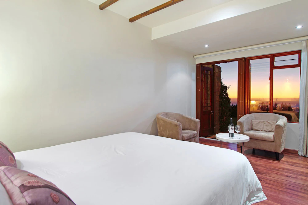 Lalapanzi Lodge