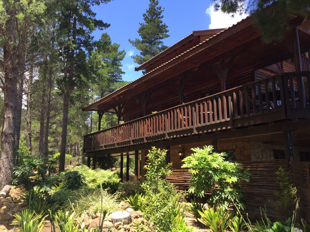 Lalapanzi Lodge