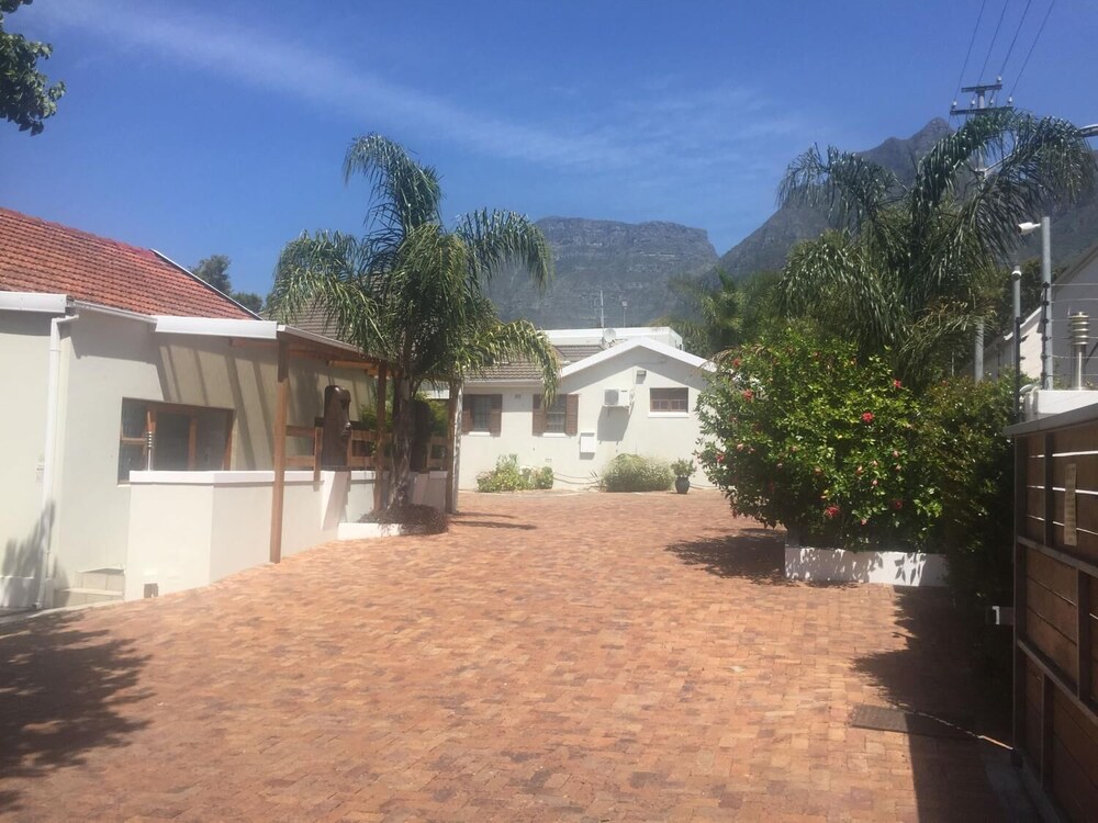 Little Scotia Guest House