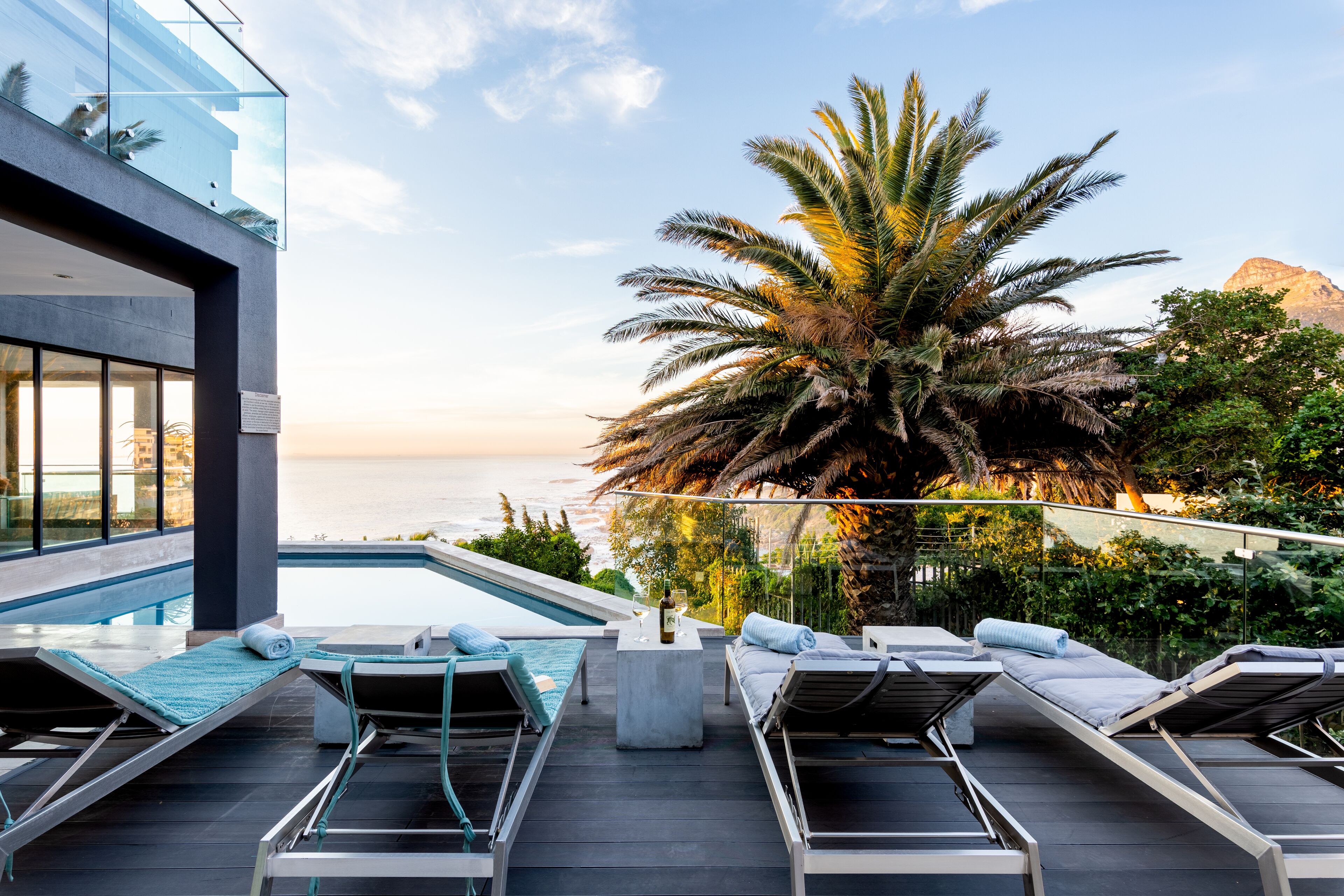 Living Hotel Lion's Eye