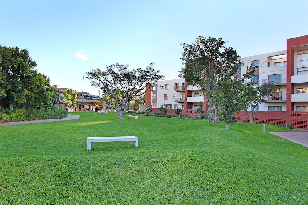Manhattan Quarter Luxury Apartments