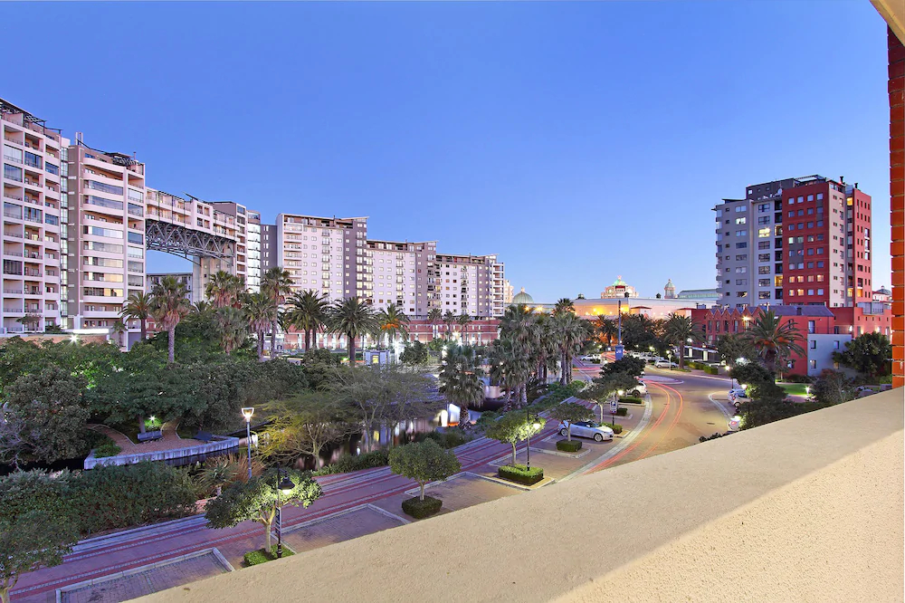 Manhattan Quarter Luxury Apartments