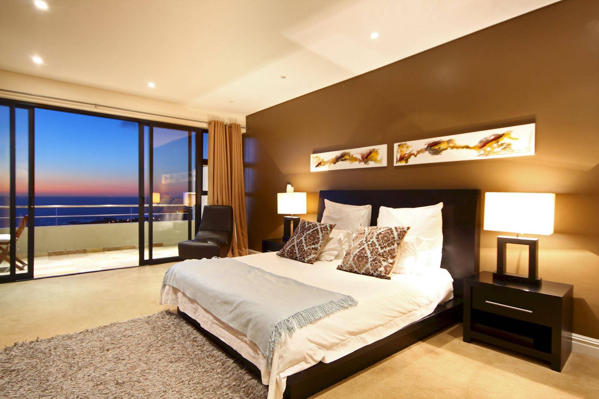 Medburn Views Penthouse