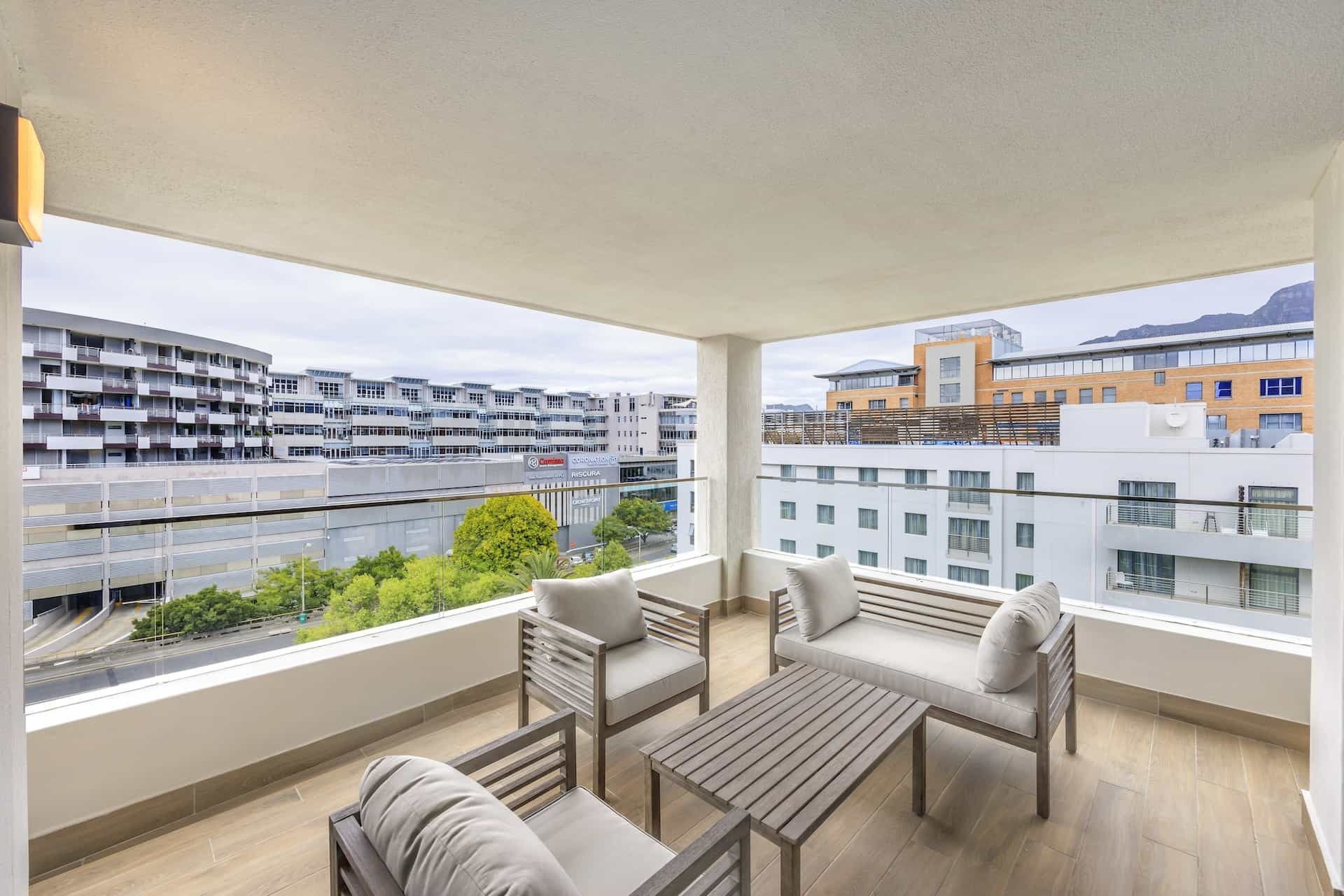 Newlands Peak Aparthotel by Totalstay