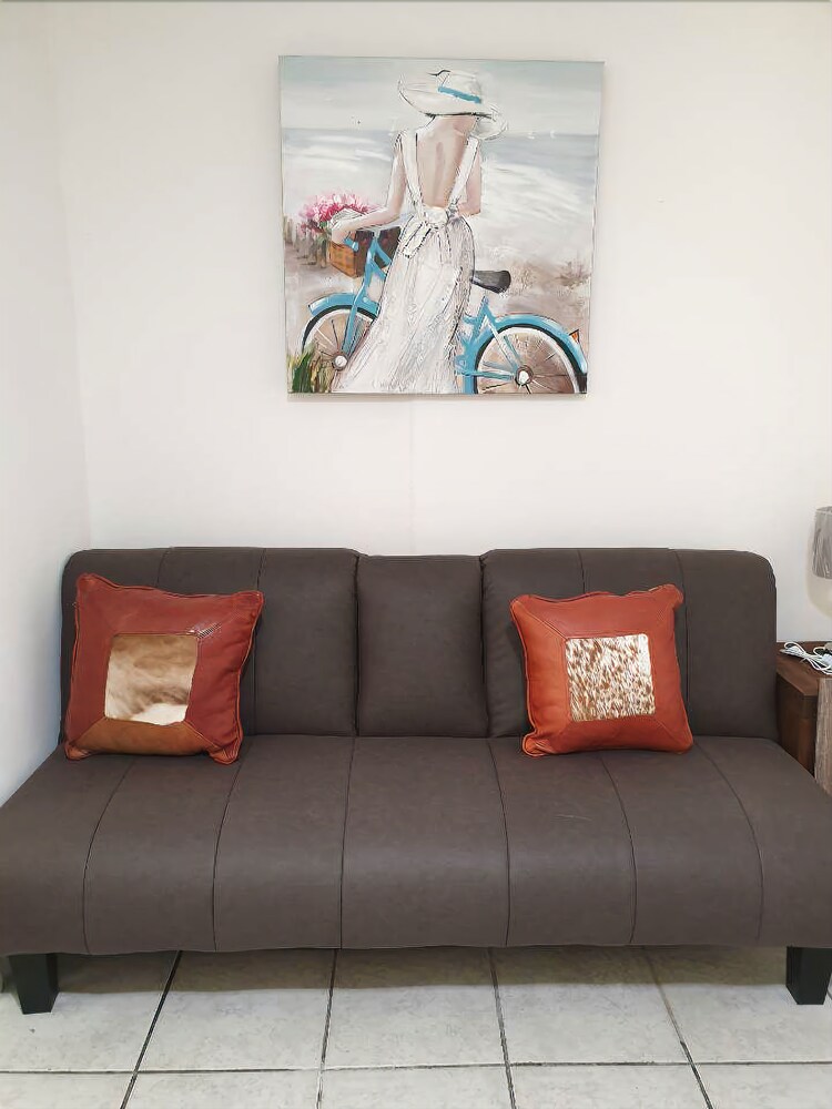 Pauli's Pad & Studio
