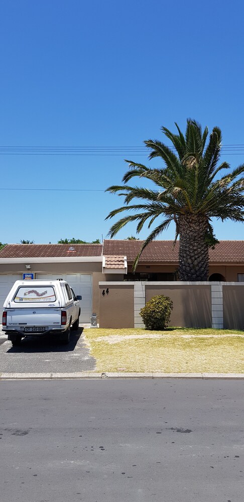 Pauli's Pad & Studio