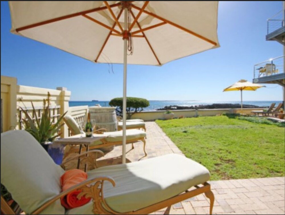 Pinard On Sea Boutique Hotel