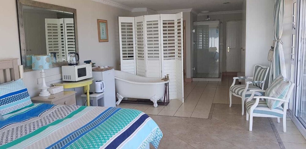 Pinard On Sea Boutique Hotel