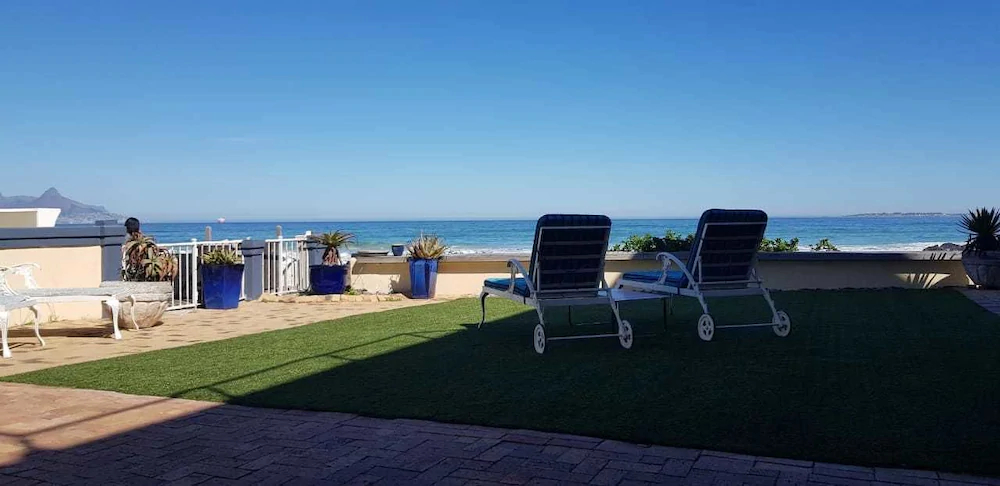 Pinard On Sea Boutique Hotel