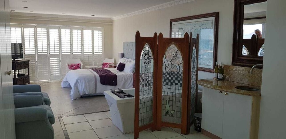 Pinard On Sea Boutique Hotel