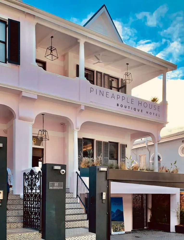 Pineapple House Boutique Hotel