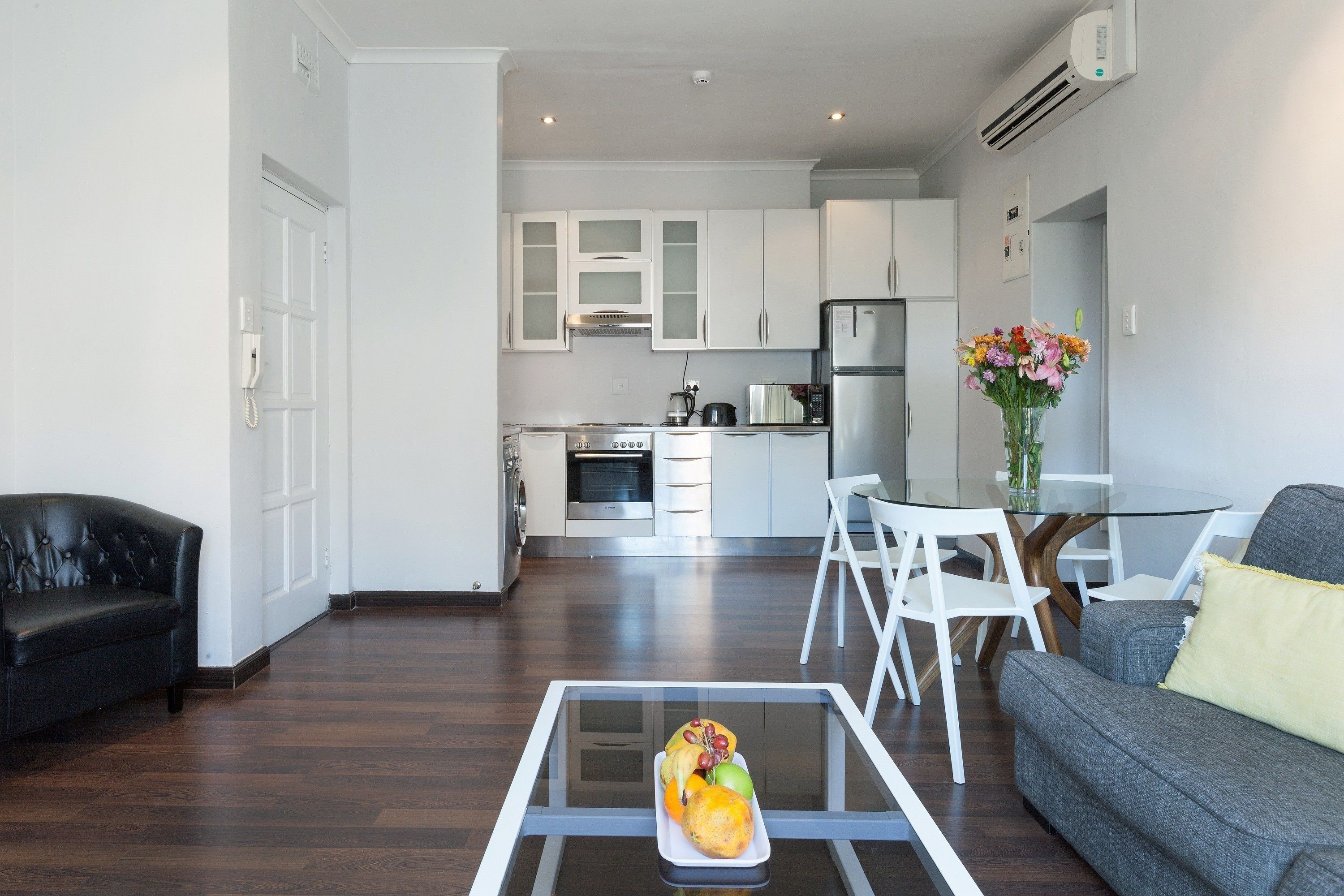 Polana Court by Cape Town Holiday Apartments