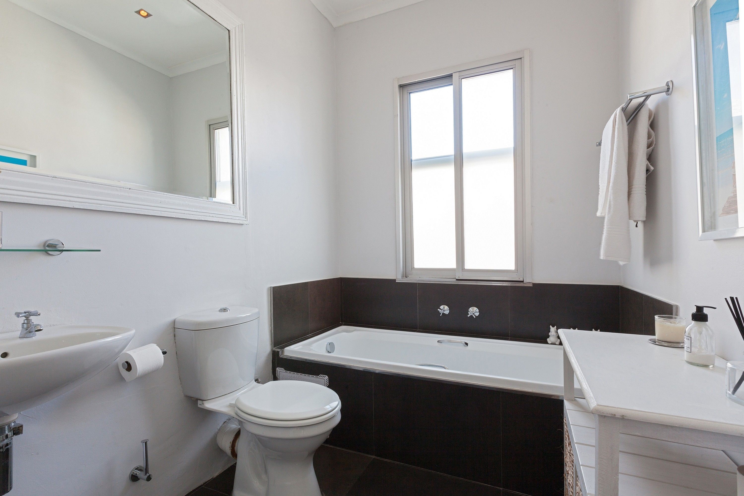 Polana Court by Cape Town Holiday Apartments