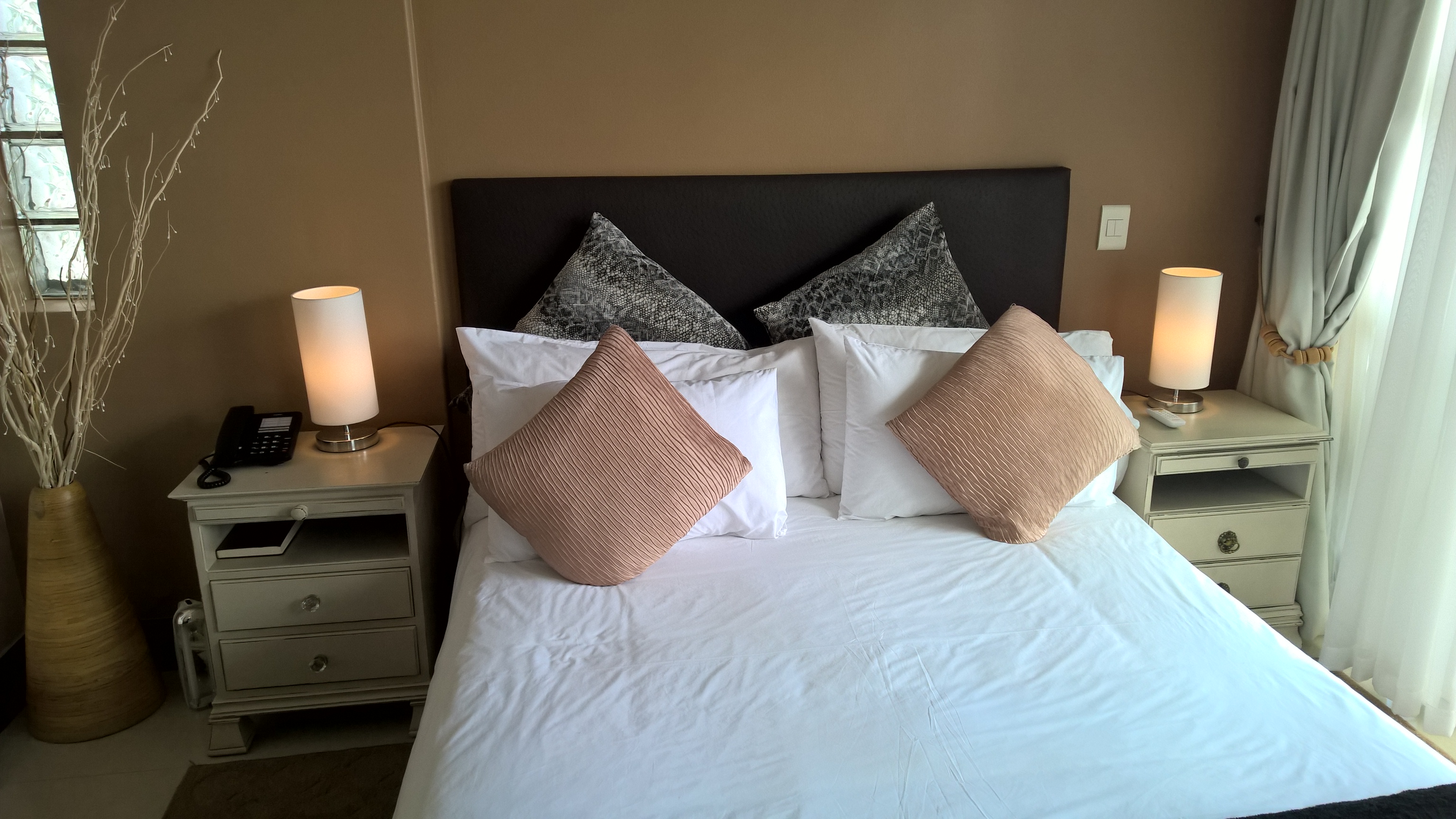 Sea Castle Hotel Camps Bay