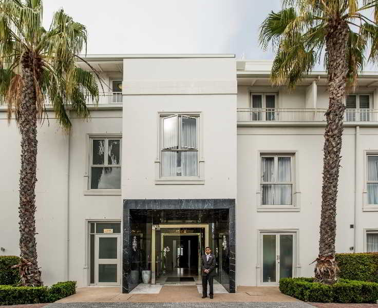 Queen Victoria Hotel