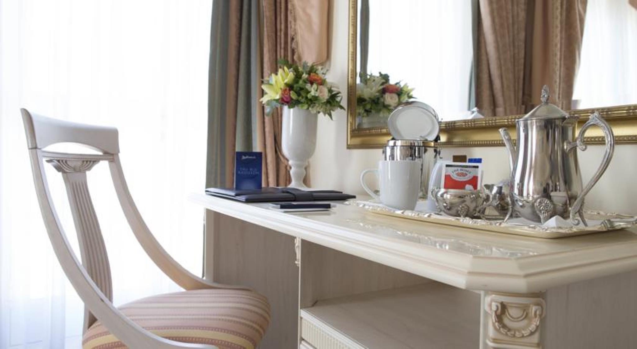 Radisson Blu Le Vendome Hotel