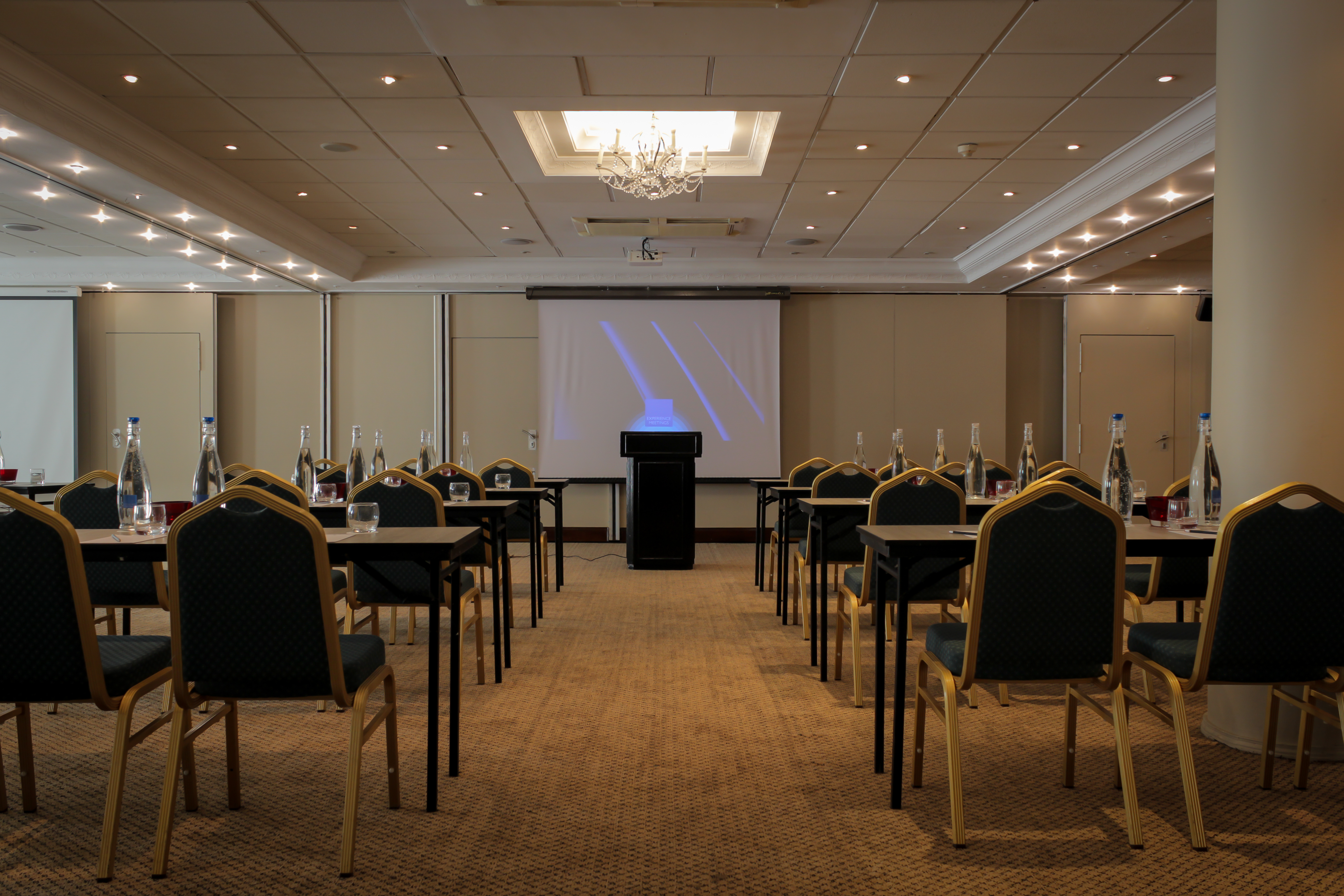 Radisson Blu Le Vendome Hotel