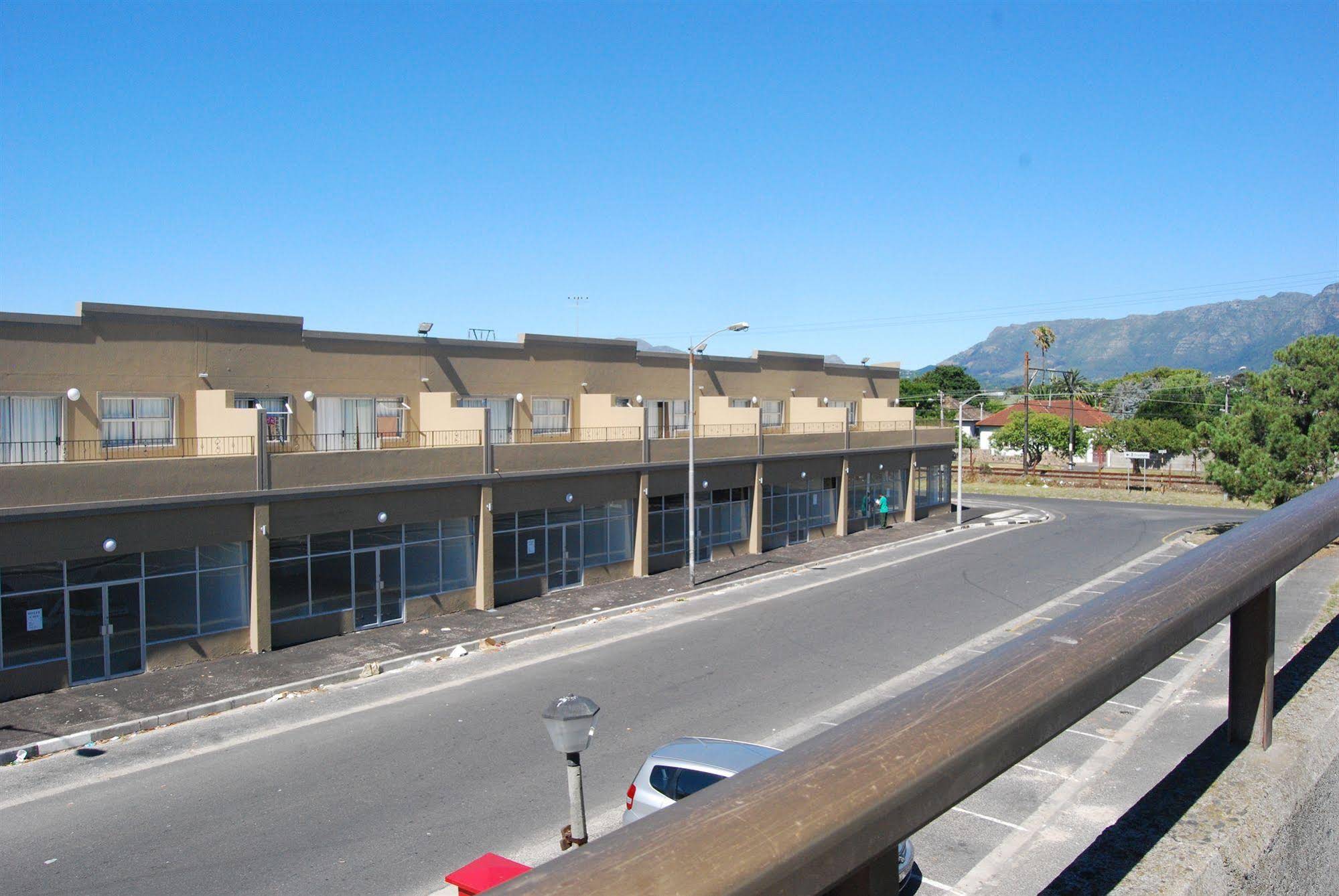 Regency Self Catering Serviced Apartments