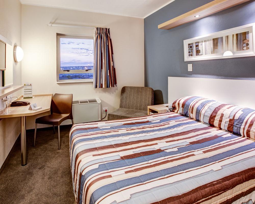 Road Lodge Cape Town International Airport
