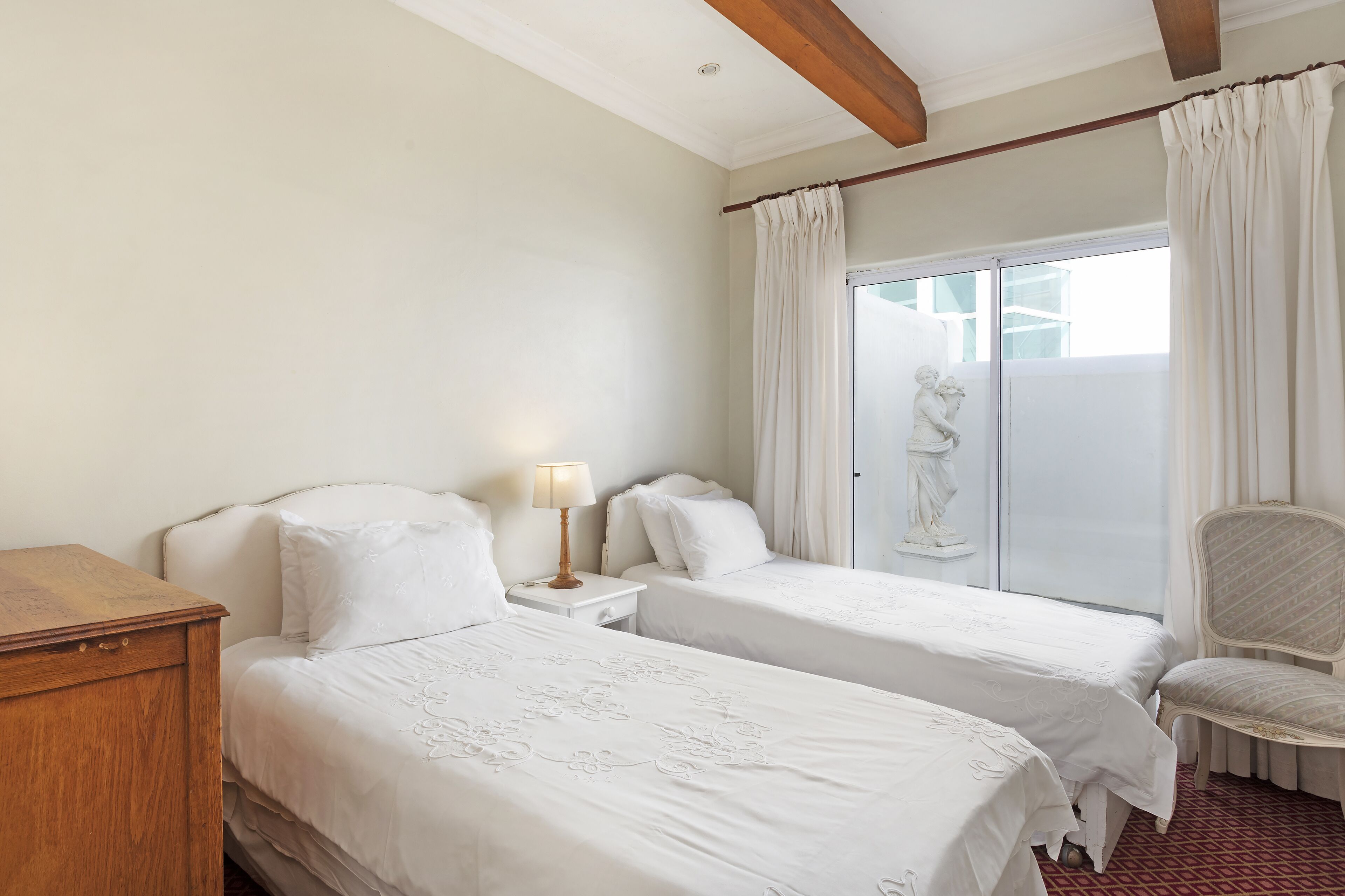 Rockhaven On The Beach