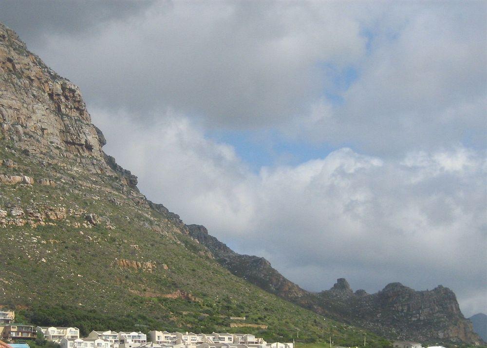 Samhitakasha Cob House Organic B&B