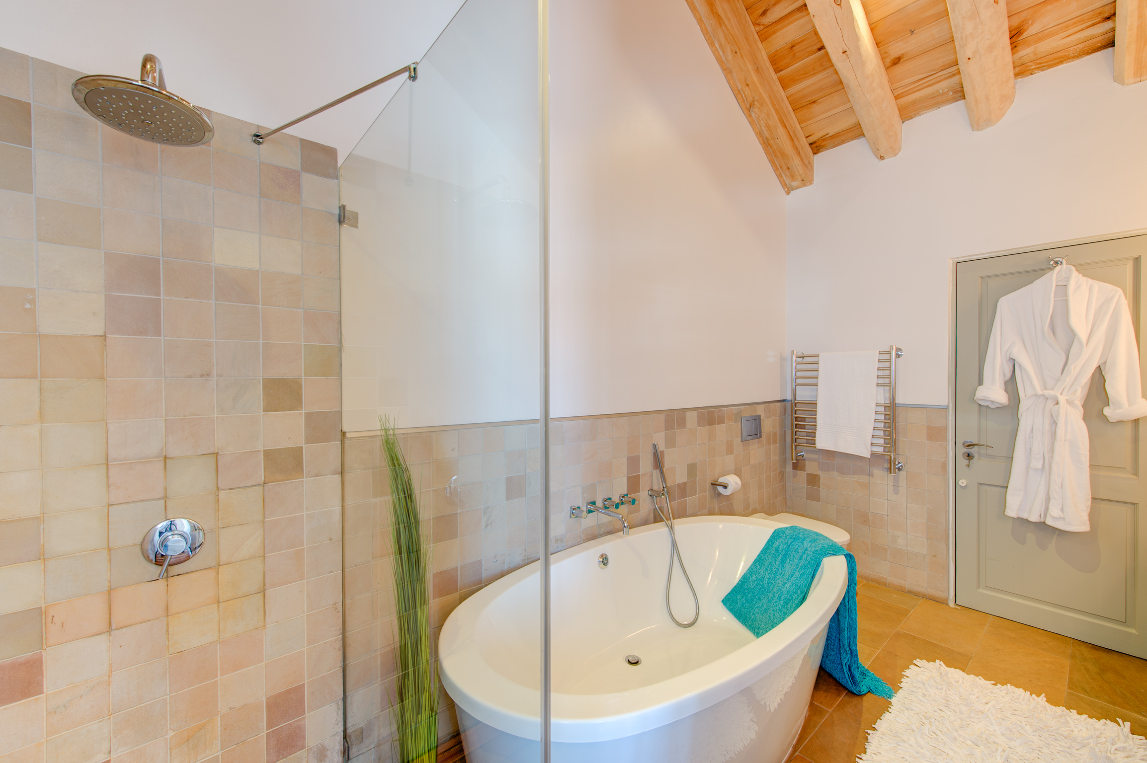 Santa Maria Beach House And Spa