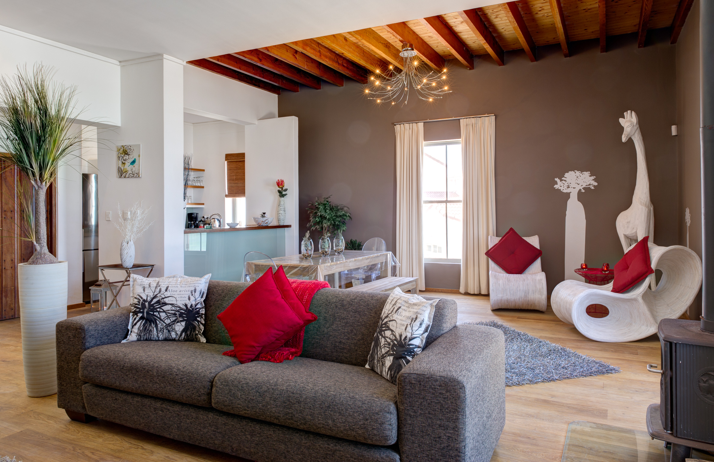 Santa Maria Beach House And Spa