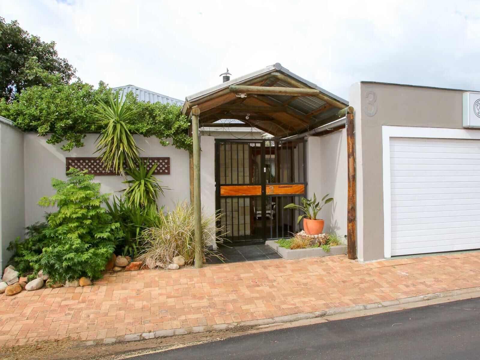 S-Cape Holiday Homes