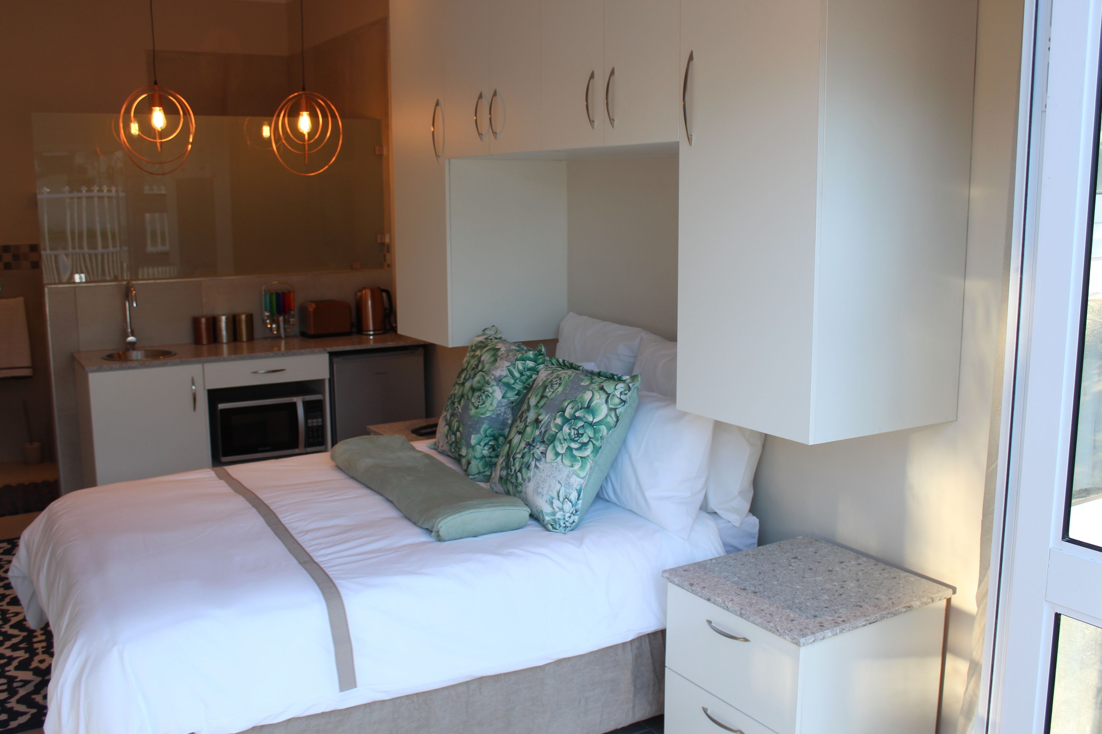 Sea Breeze Bloubergstrand