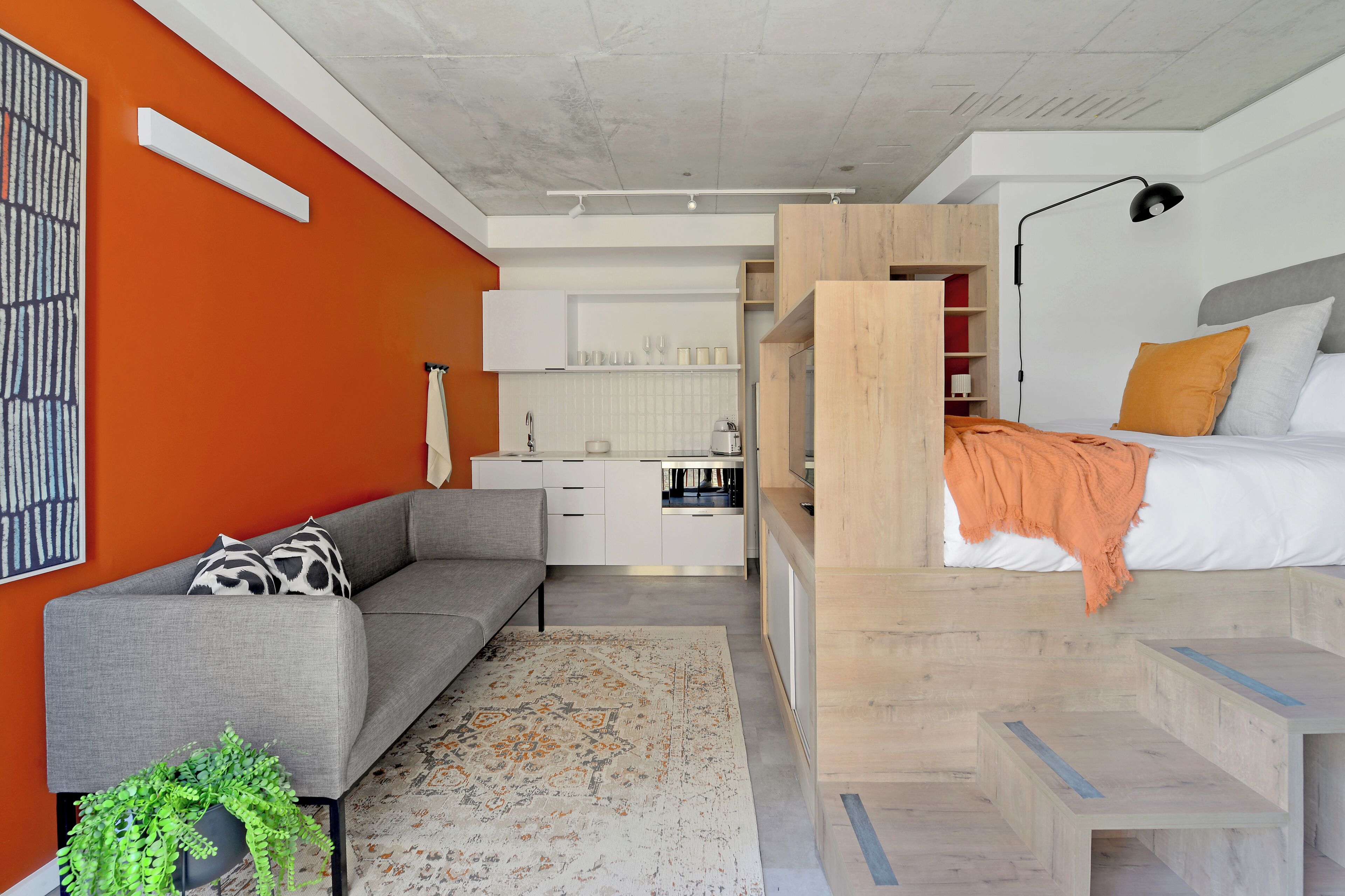 SIX ON N - Fluent Luxury Serviced Apartments