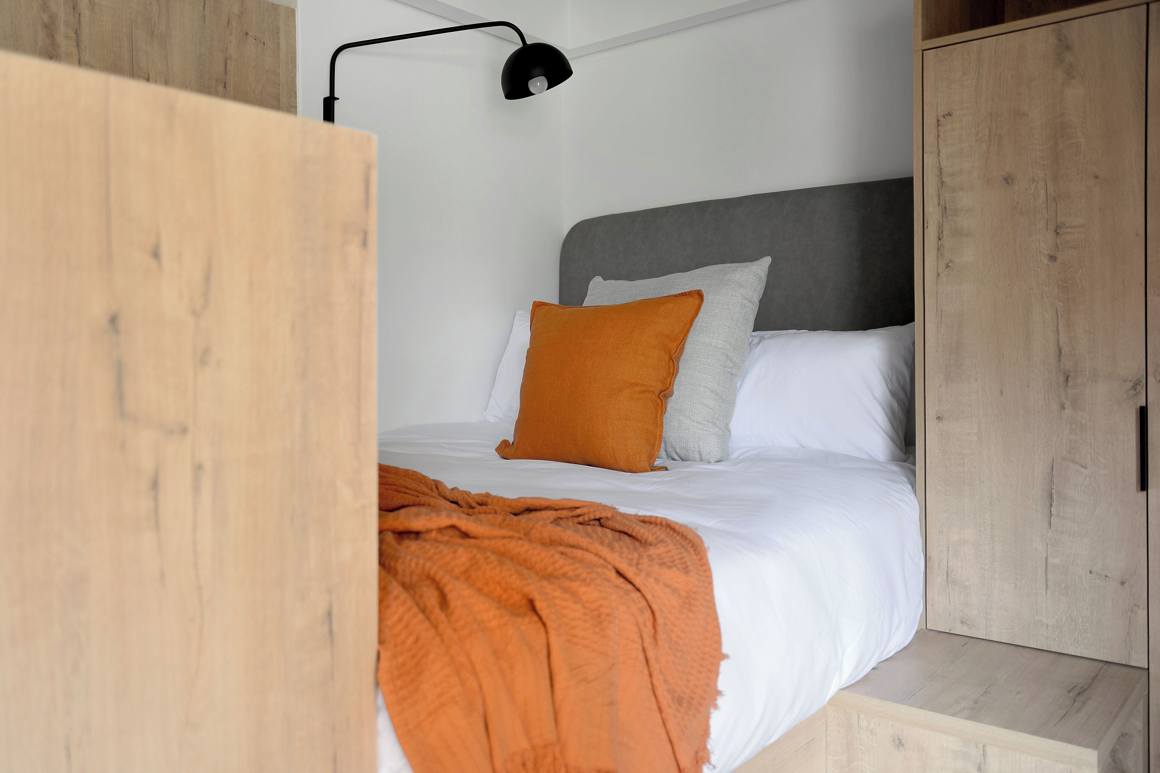 SIX ON N - Fluent Luxury Serviced Apartments