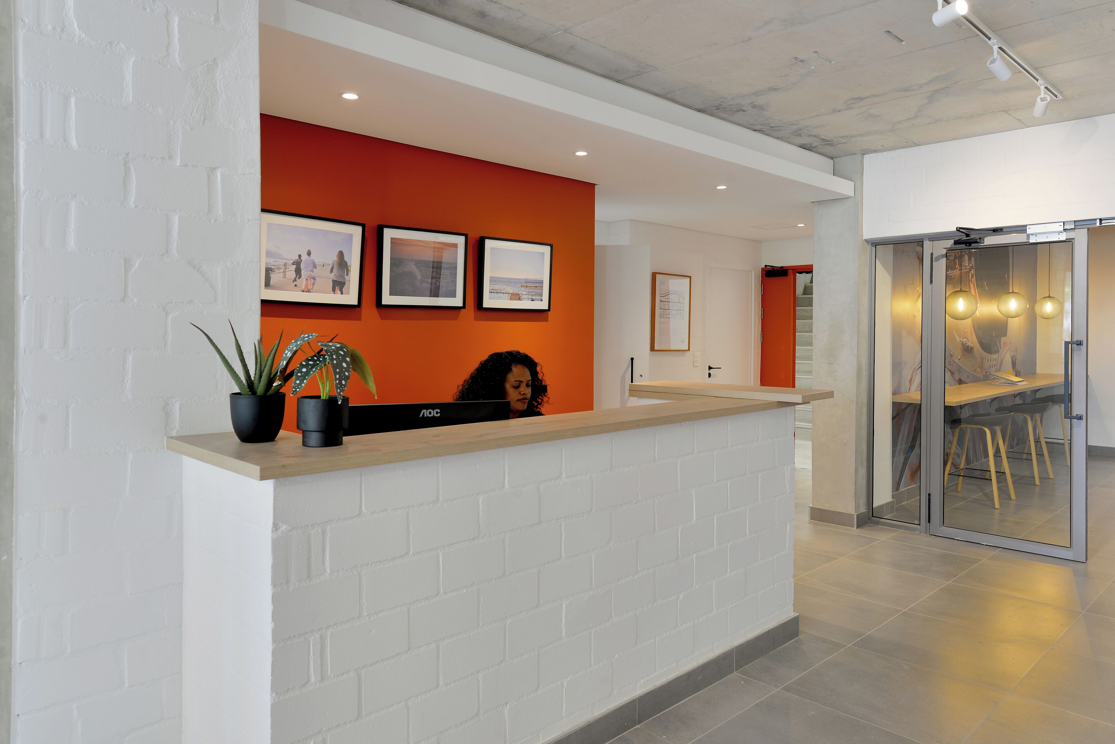 SIX ON N - Fluent Luxury Serviced Apartments