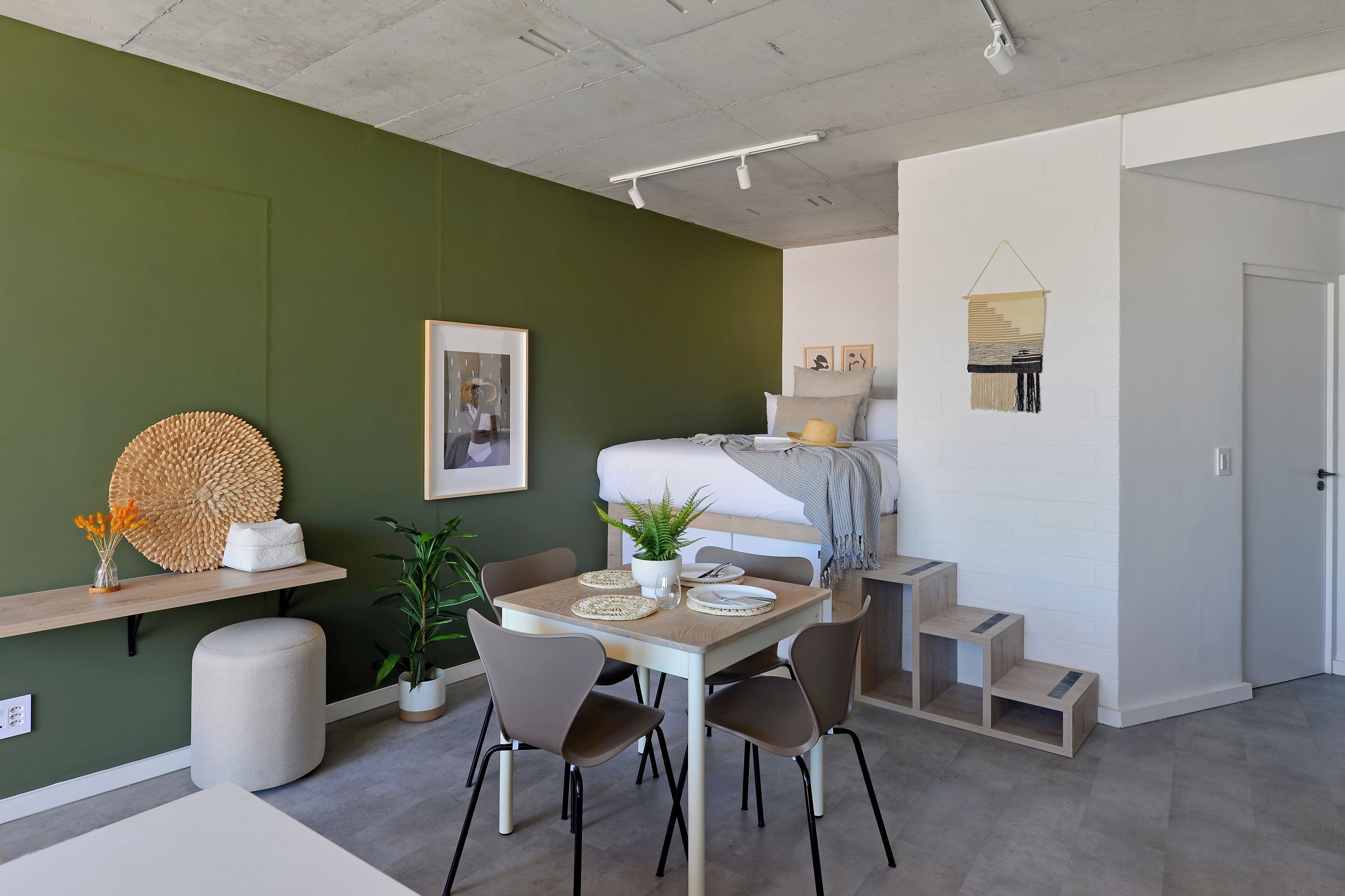 SIX ON N - Fluent Luxury Serviced Apartments