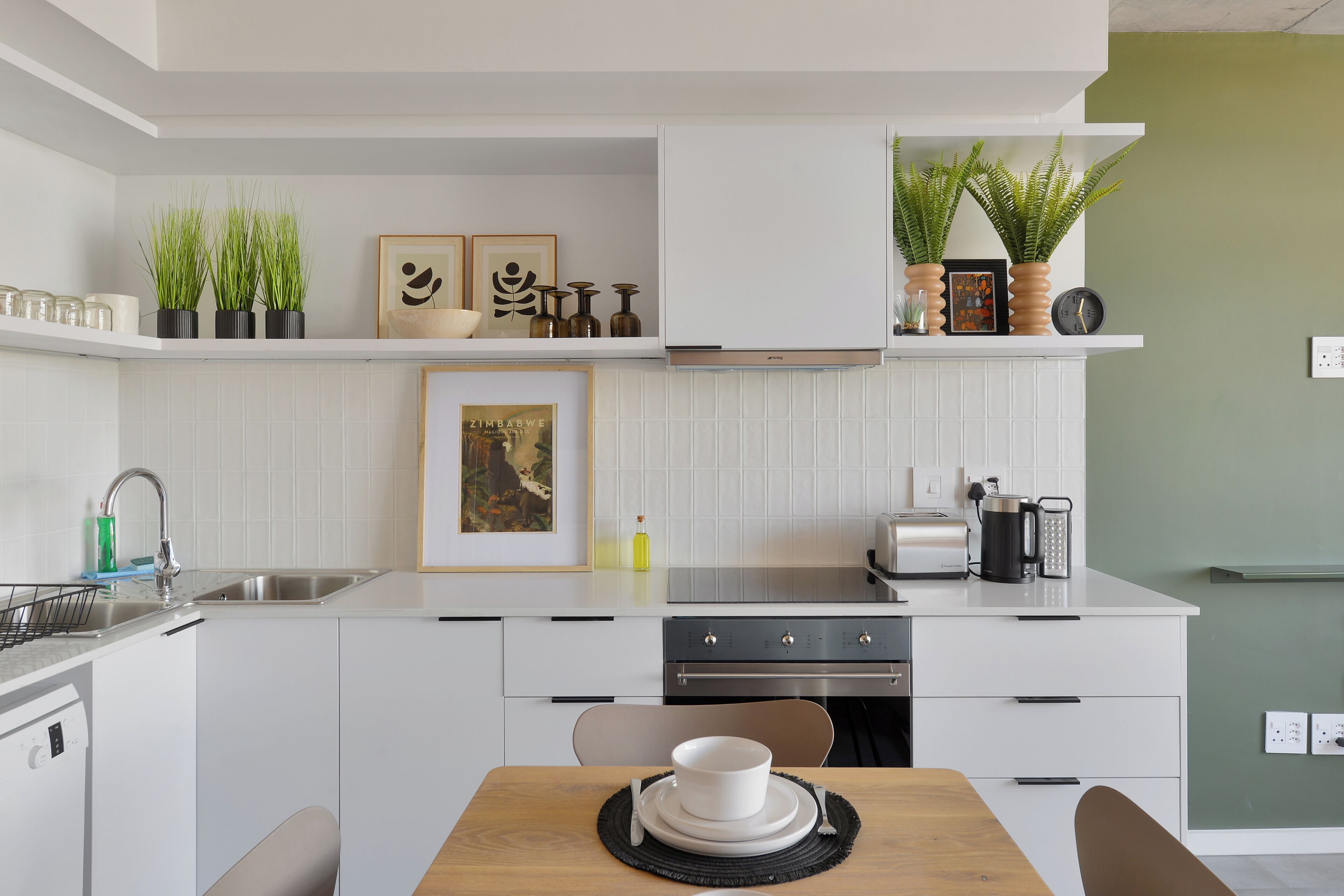 SIX ON N - Fluent Luxury Serviced Apartments