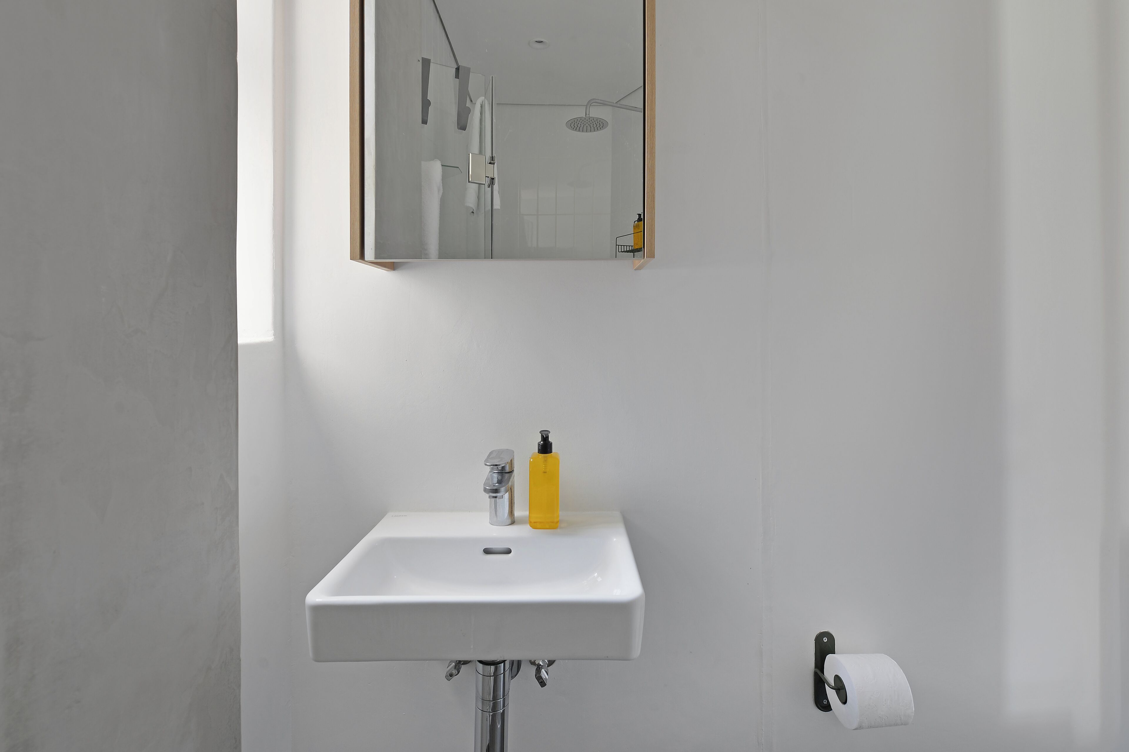 SIX ON N - Fluent Luxury Serviced Apartments