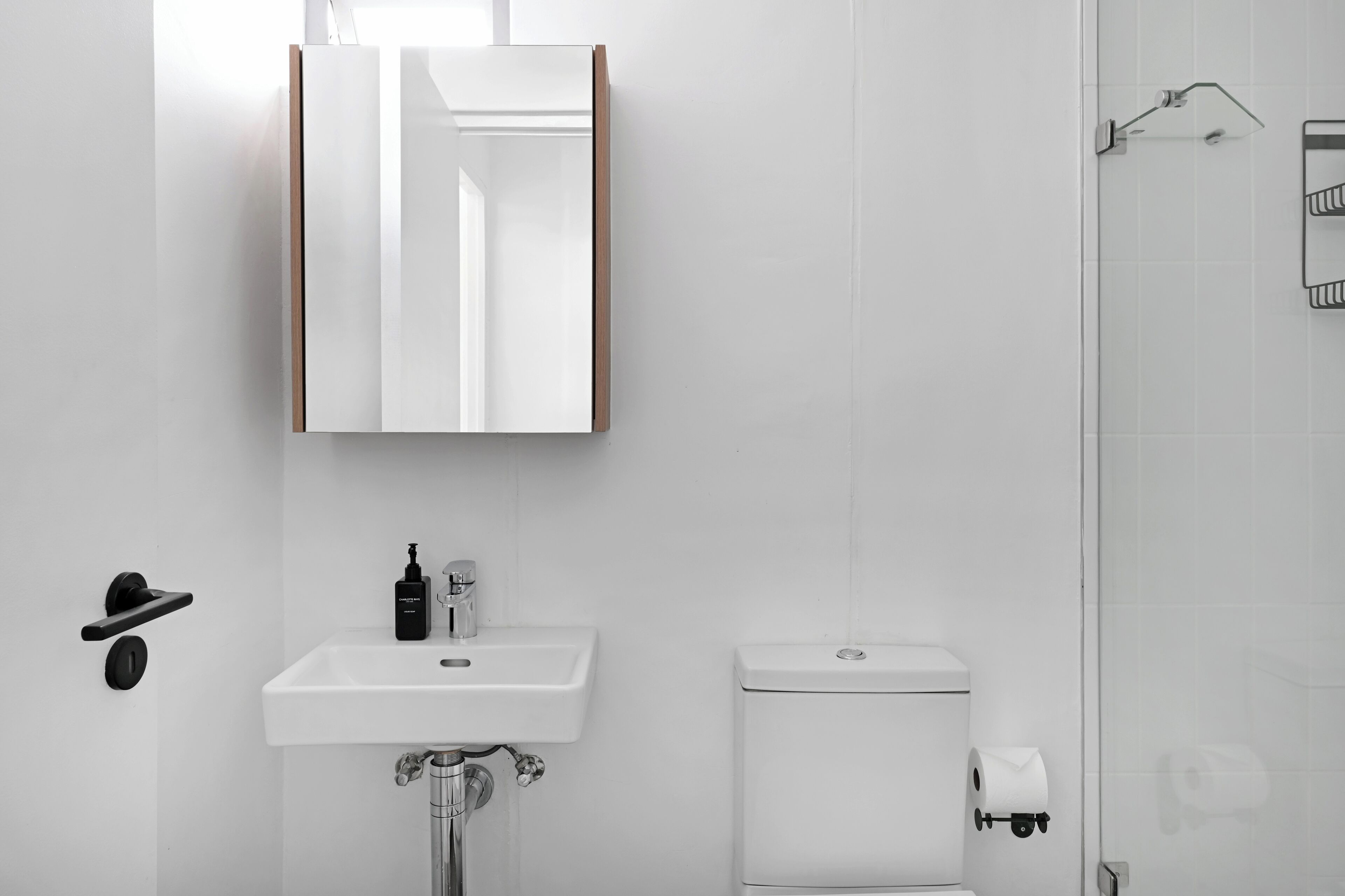SIX ON N - Fluent Luxury Serviced Apartments