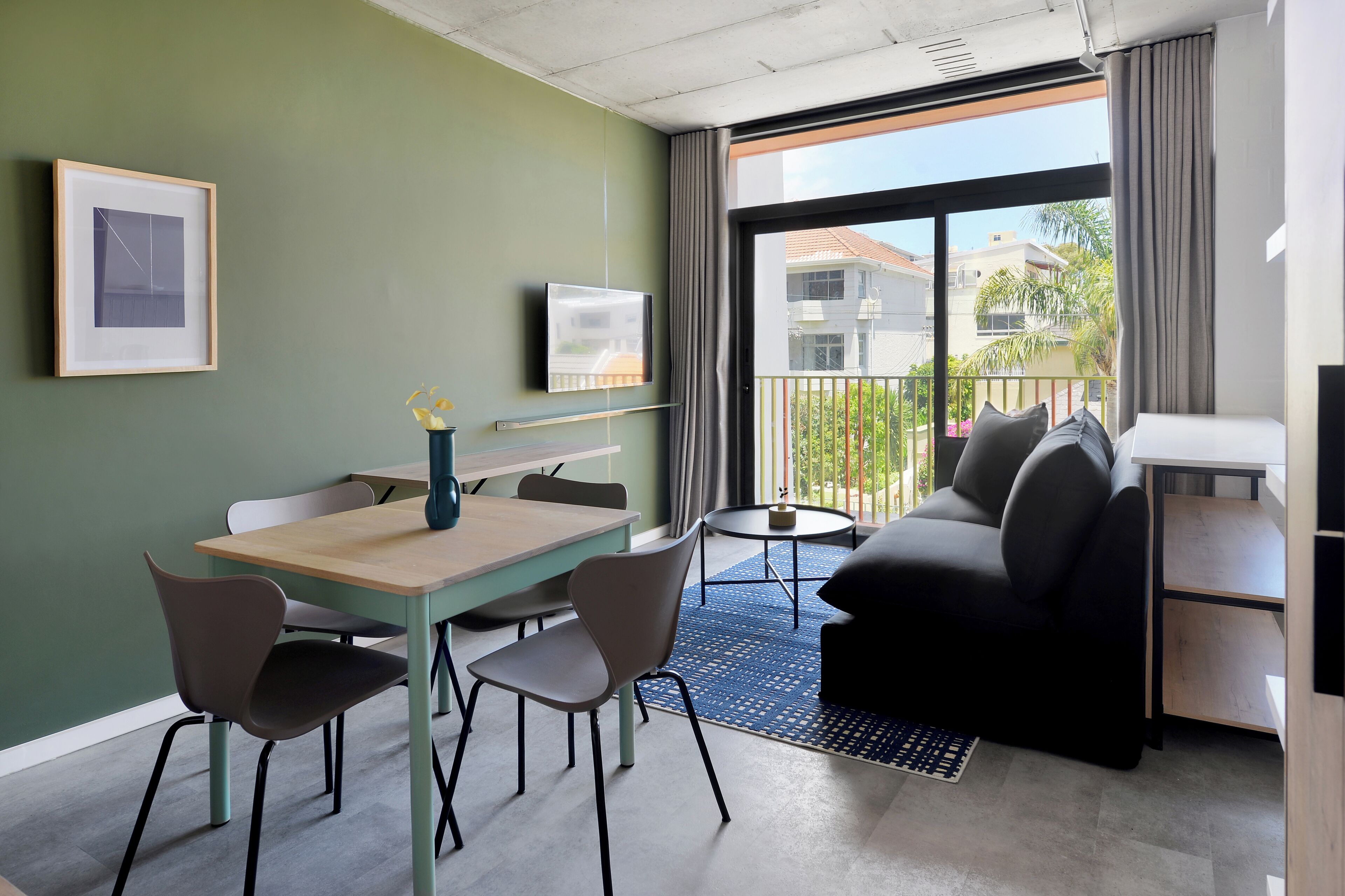 SIX ON N - Fluent Luxury Serviced Apartments
