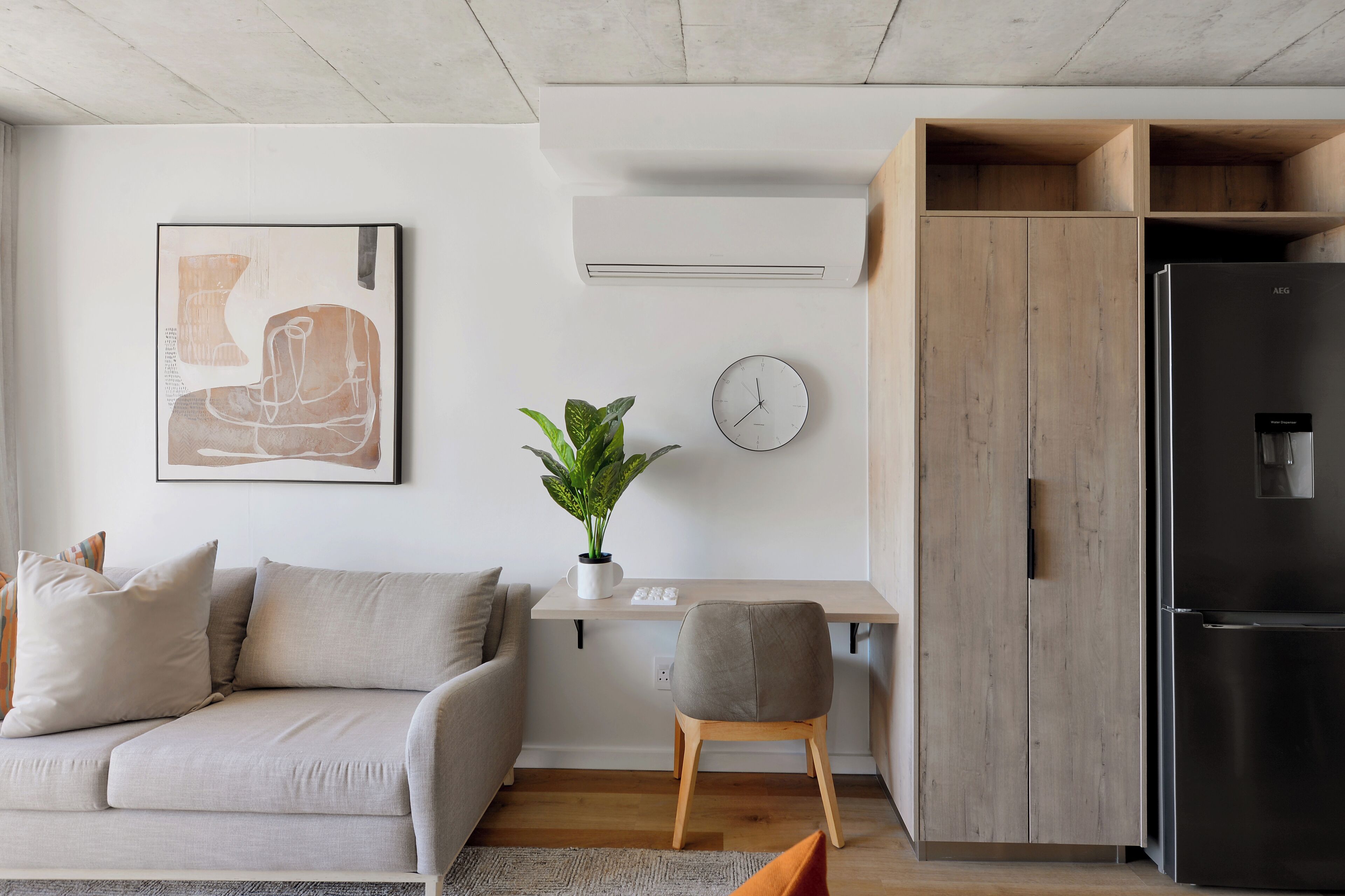SIX ON N - Fluent Luxury Serviced Apartments
