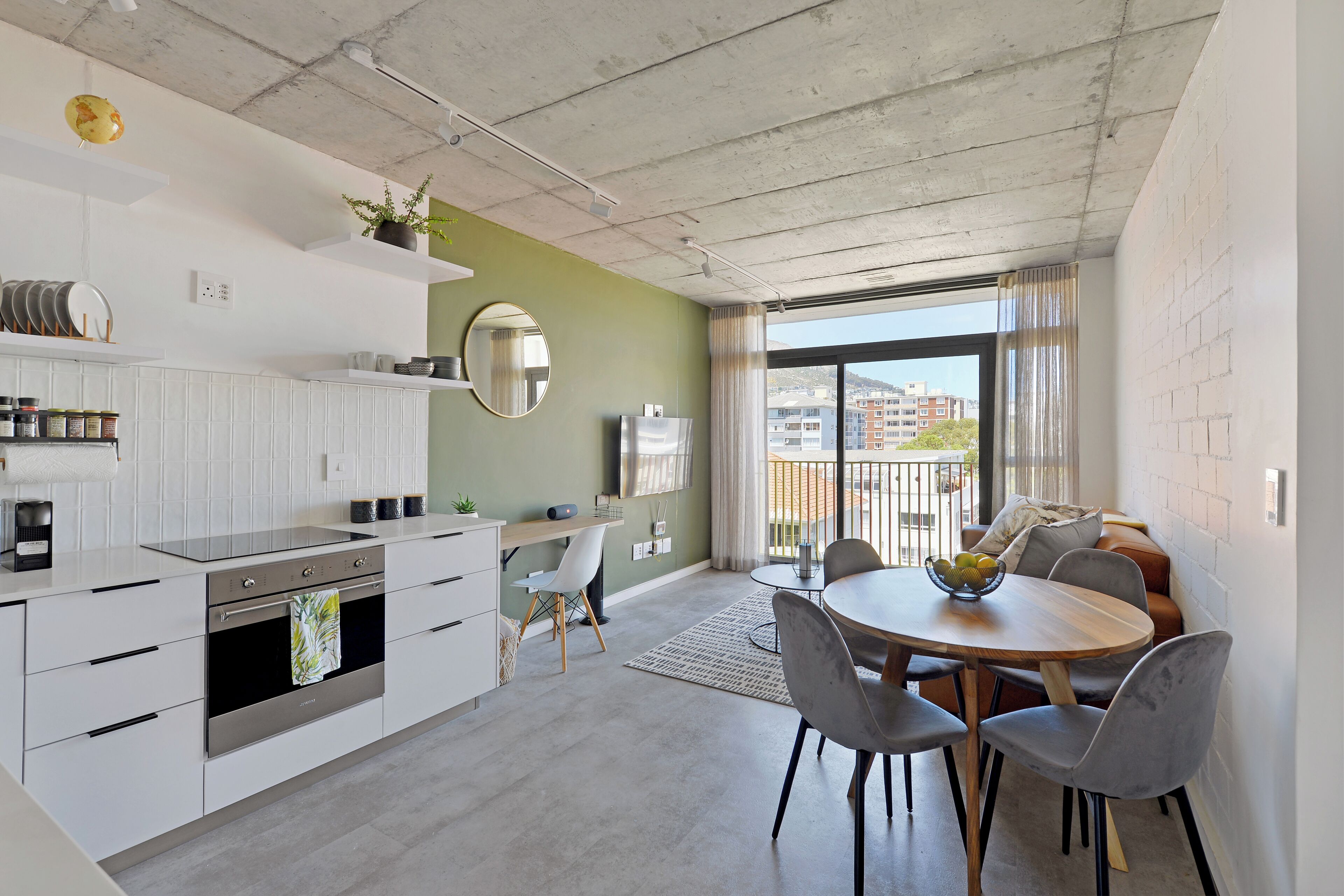 SIX ON N - Fluent Luxury Serviced Apartments