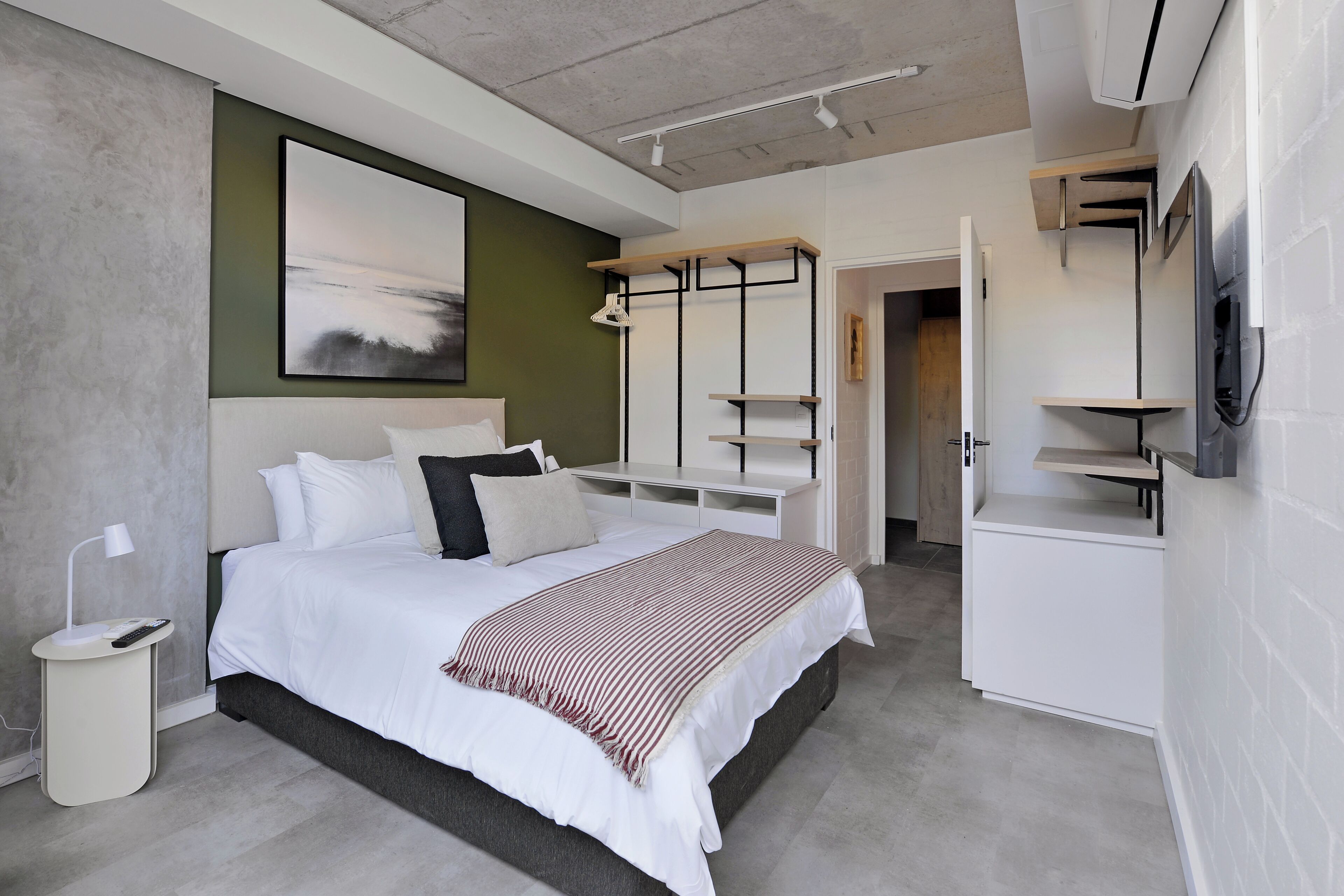 SIX ON N - Fluent Luxury Serviced Apartments