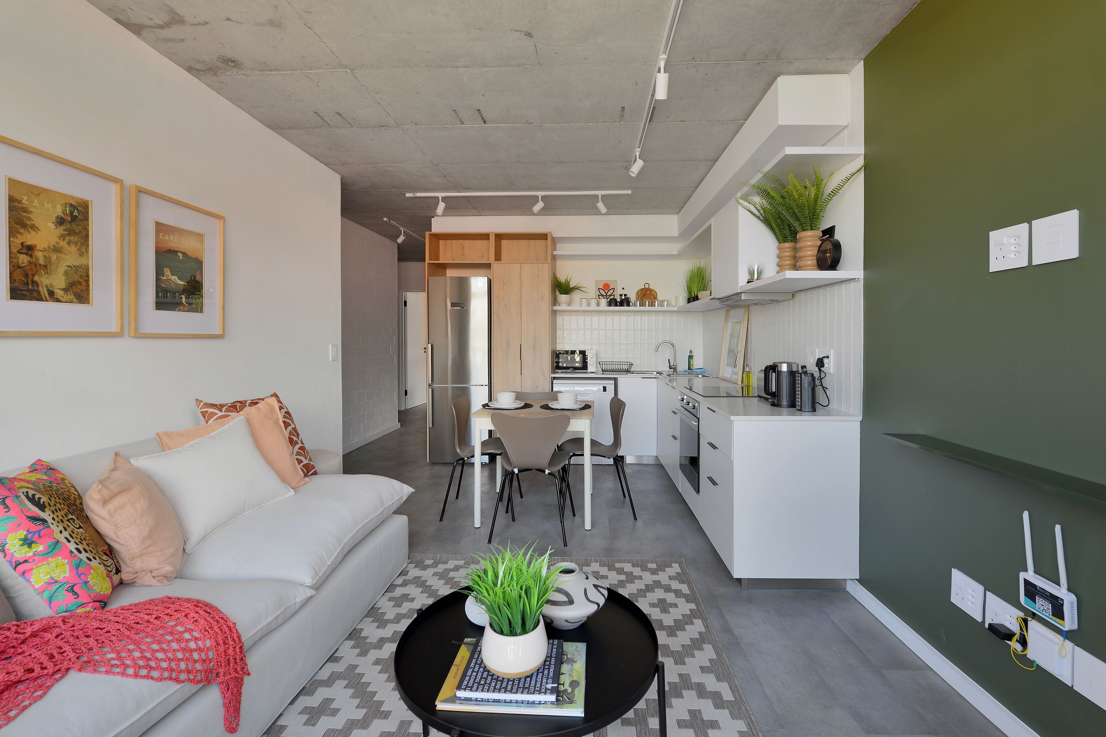 SIX ON N - Fluent Luxury Serviced Apartments