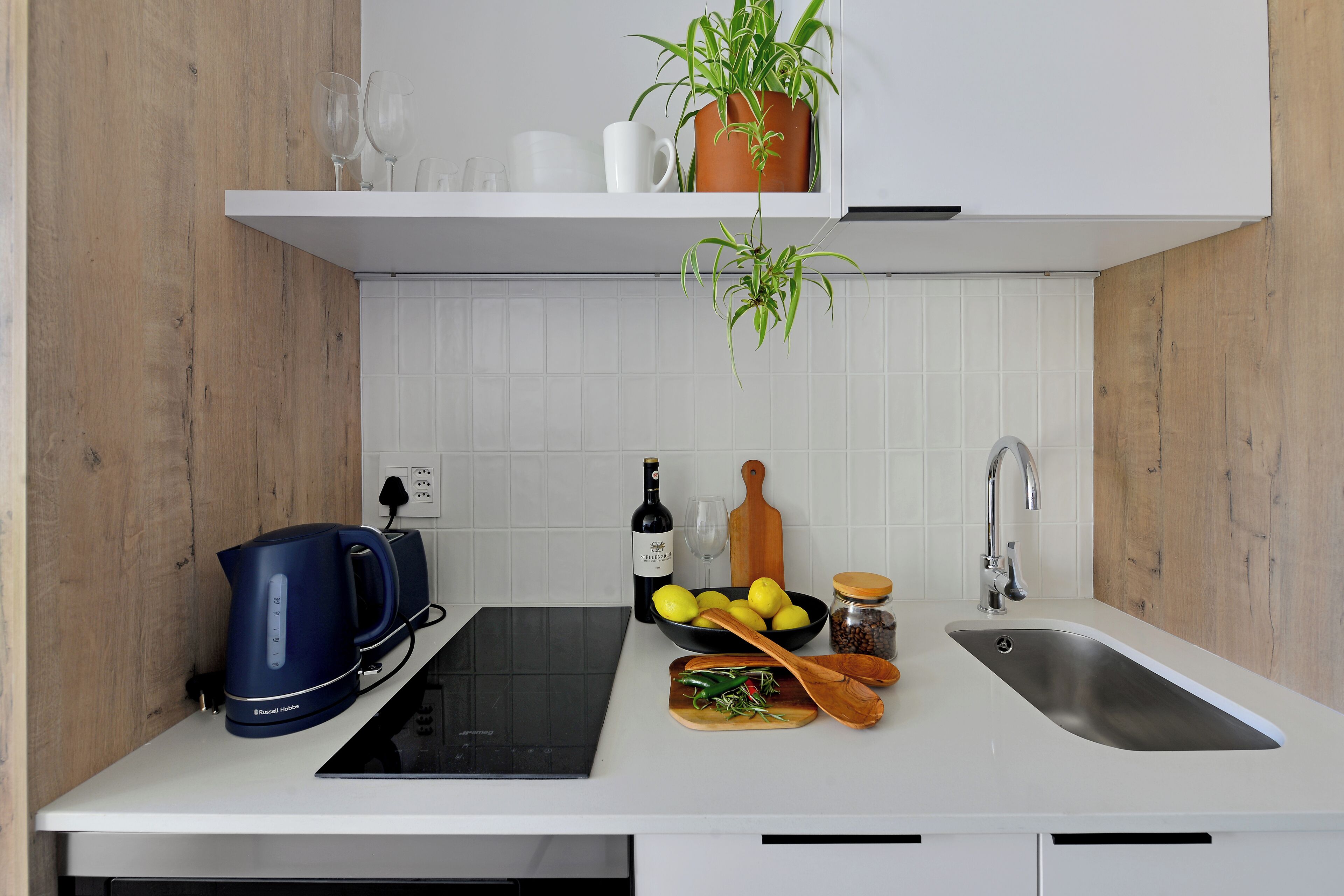 SIX ON N - Fluent Luxury Serviced Apartments