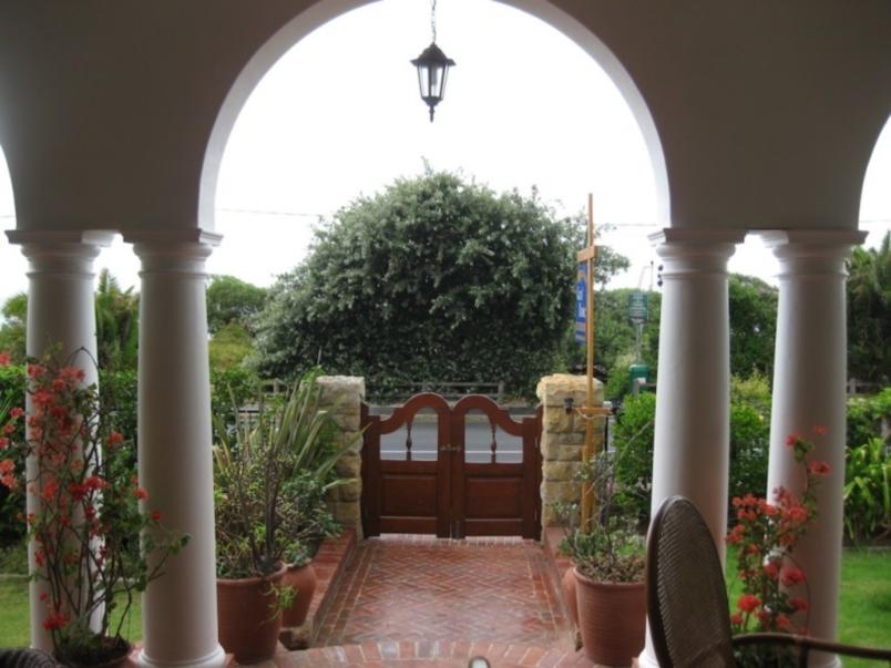 Sonnekus Guest House