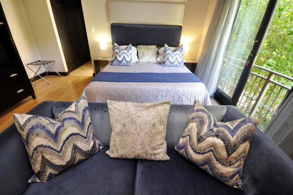 Southern Light Country House