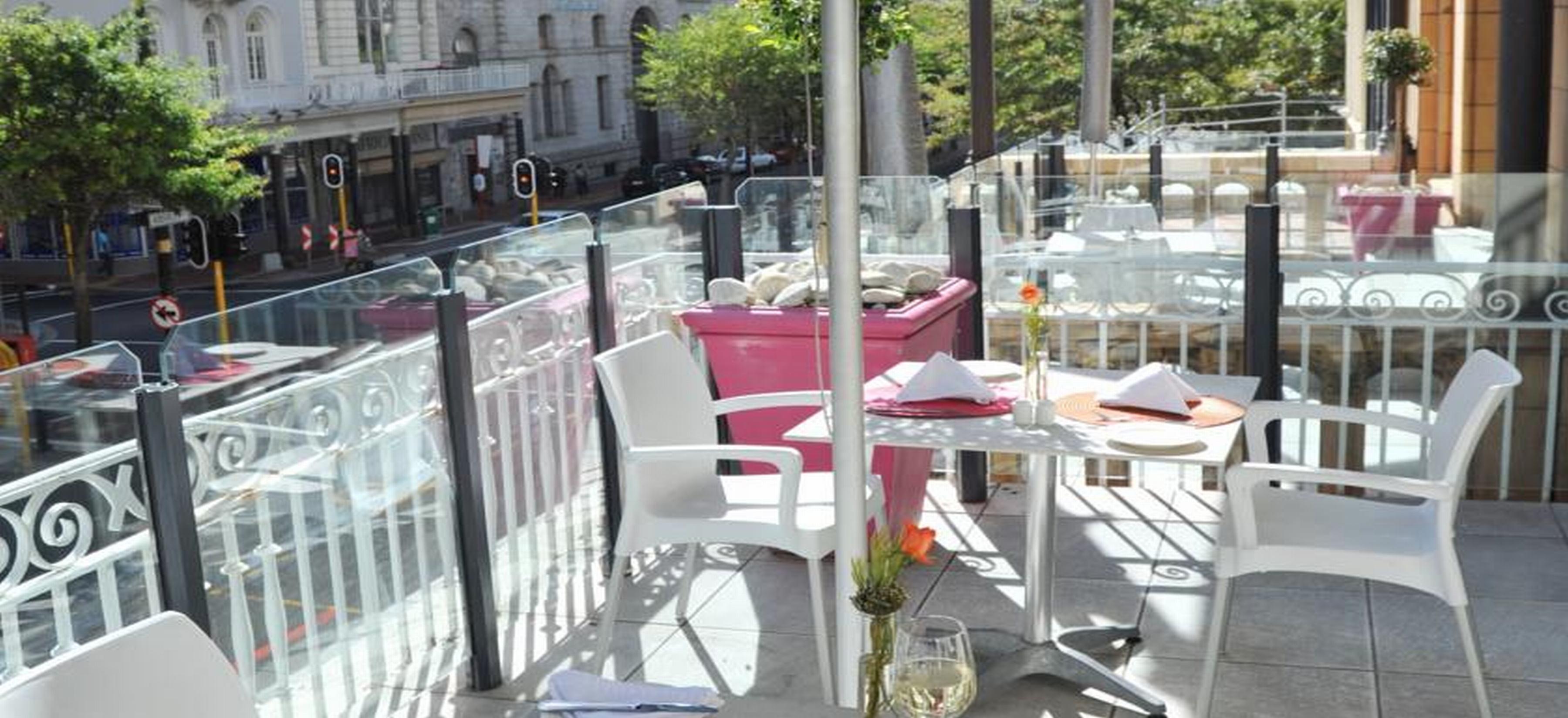 The Bijoux Aparthotel
